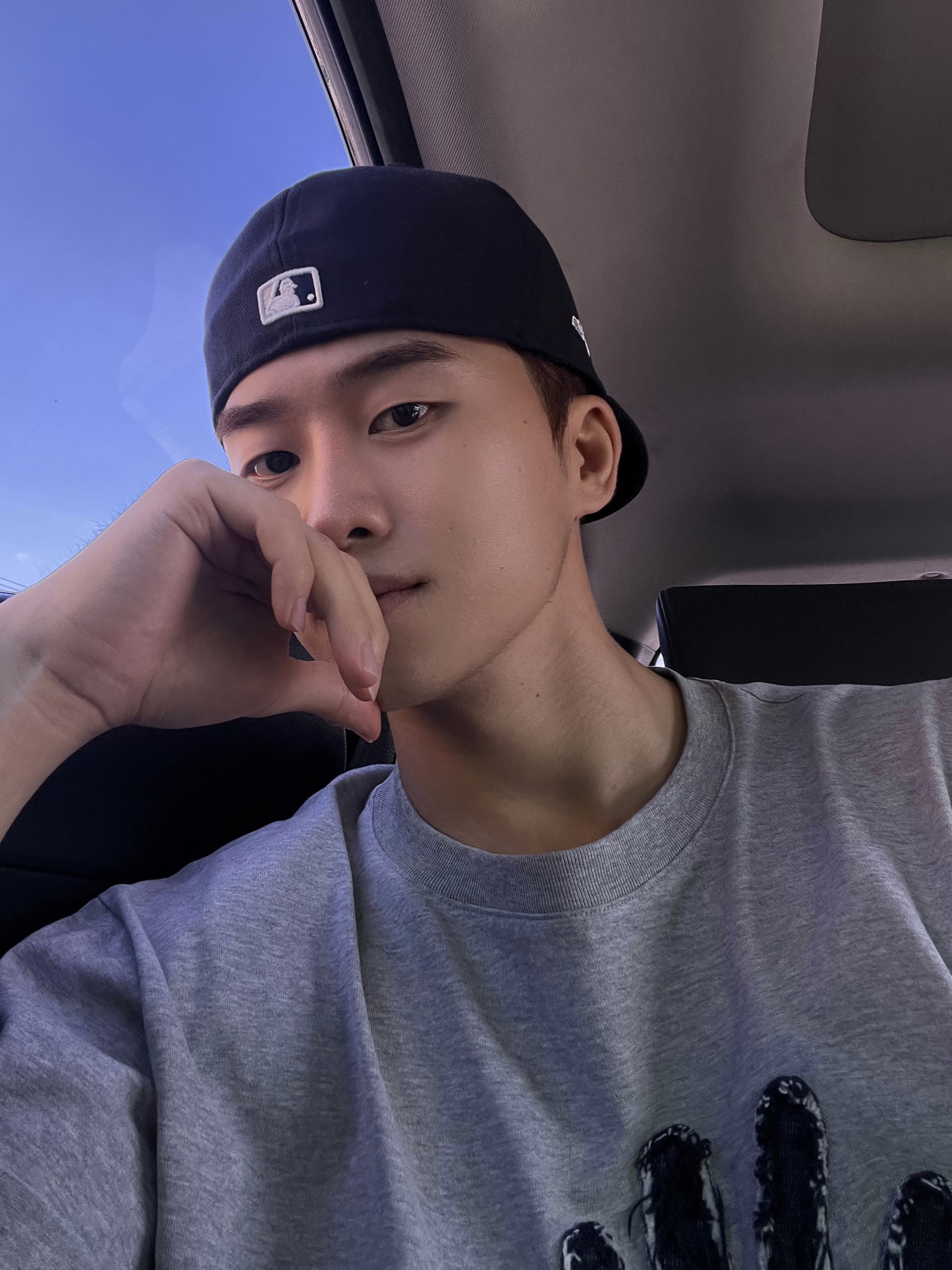 New Era 59Fifty MLB Authentic New York Yankees Game Navy 착용 스타일 - 2