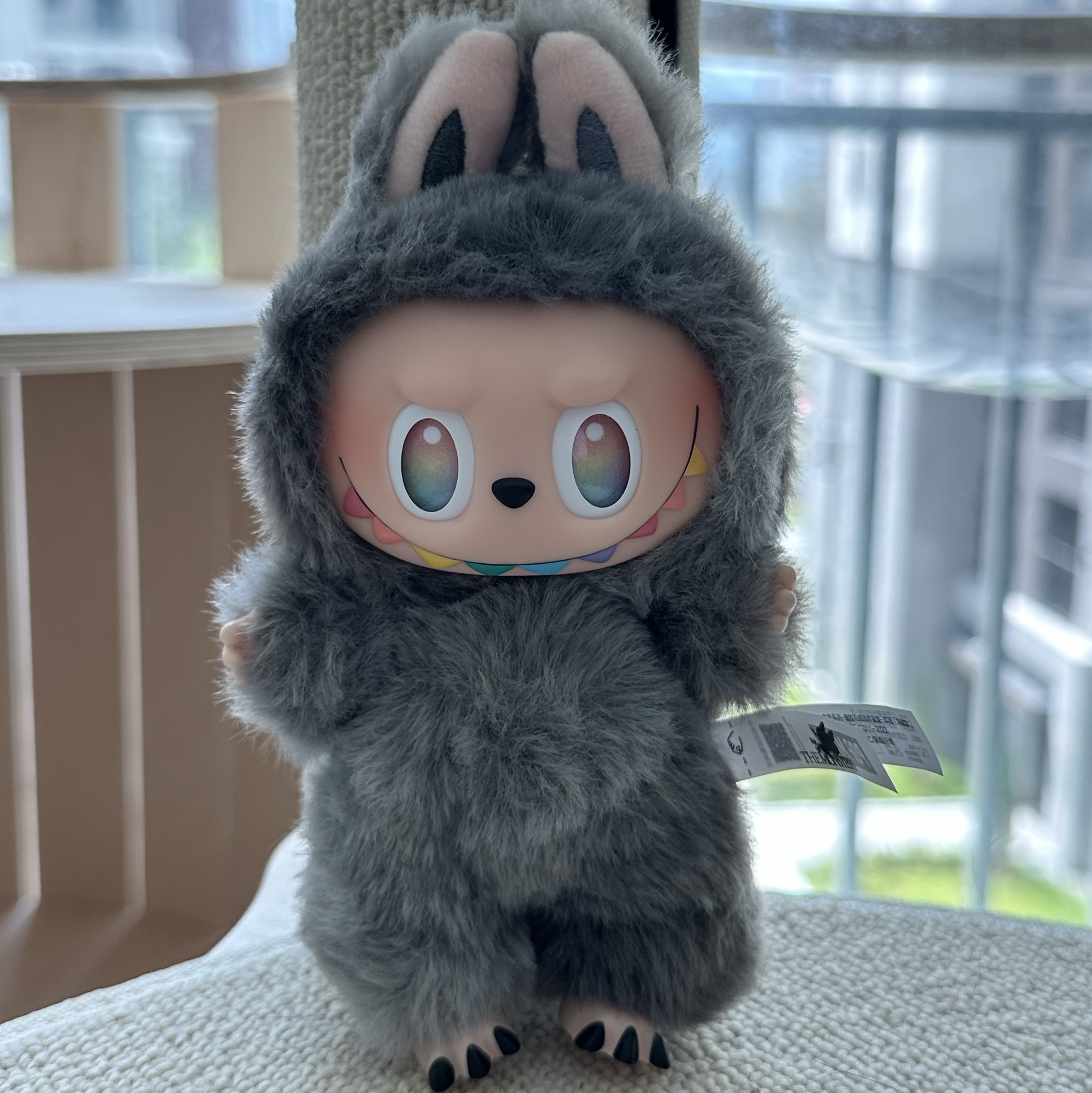 Pop Mart Labubu The Monsters Highlight Series ID Keyring (Opened Case) 착용 스타일 - 1