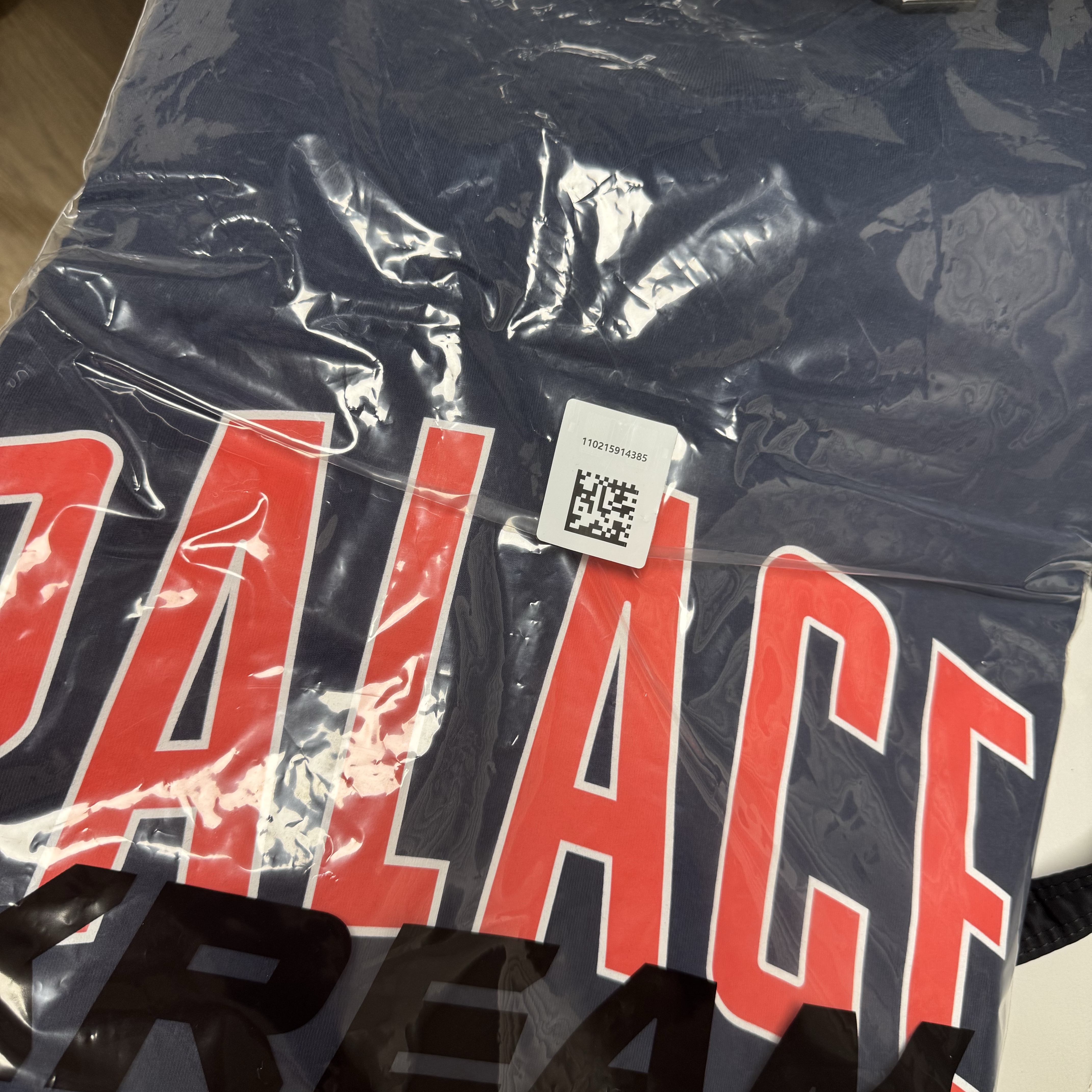 Palace Athletic Heavy T-Shirt Navy - 24FW 착용 스타일