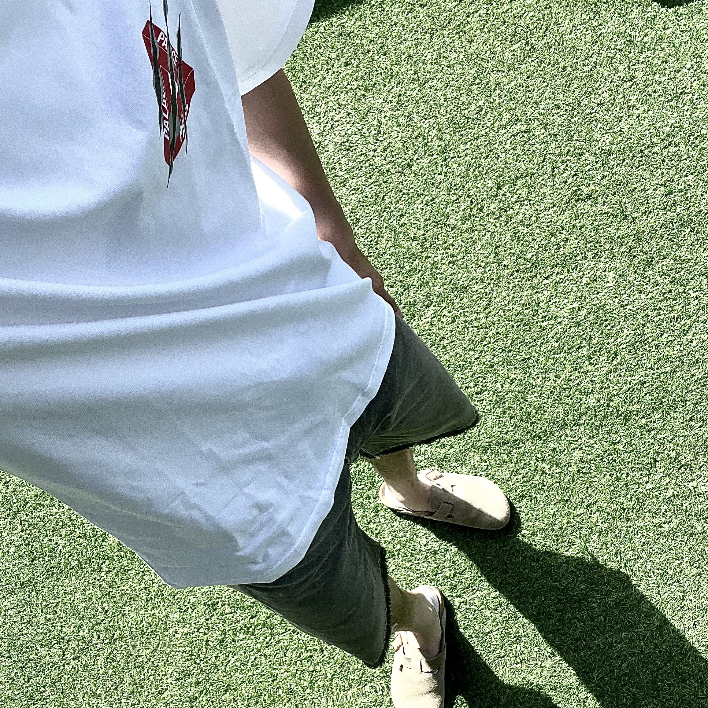 Palace Ripped Tri T-Shirt White - 25SS, Kapital 14 oz. Denim 5P Bone Embroidery Short Pants Black 착용 스타일