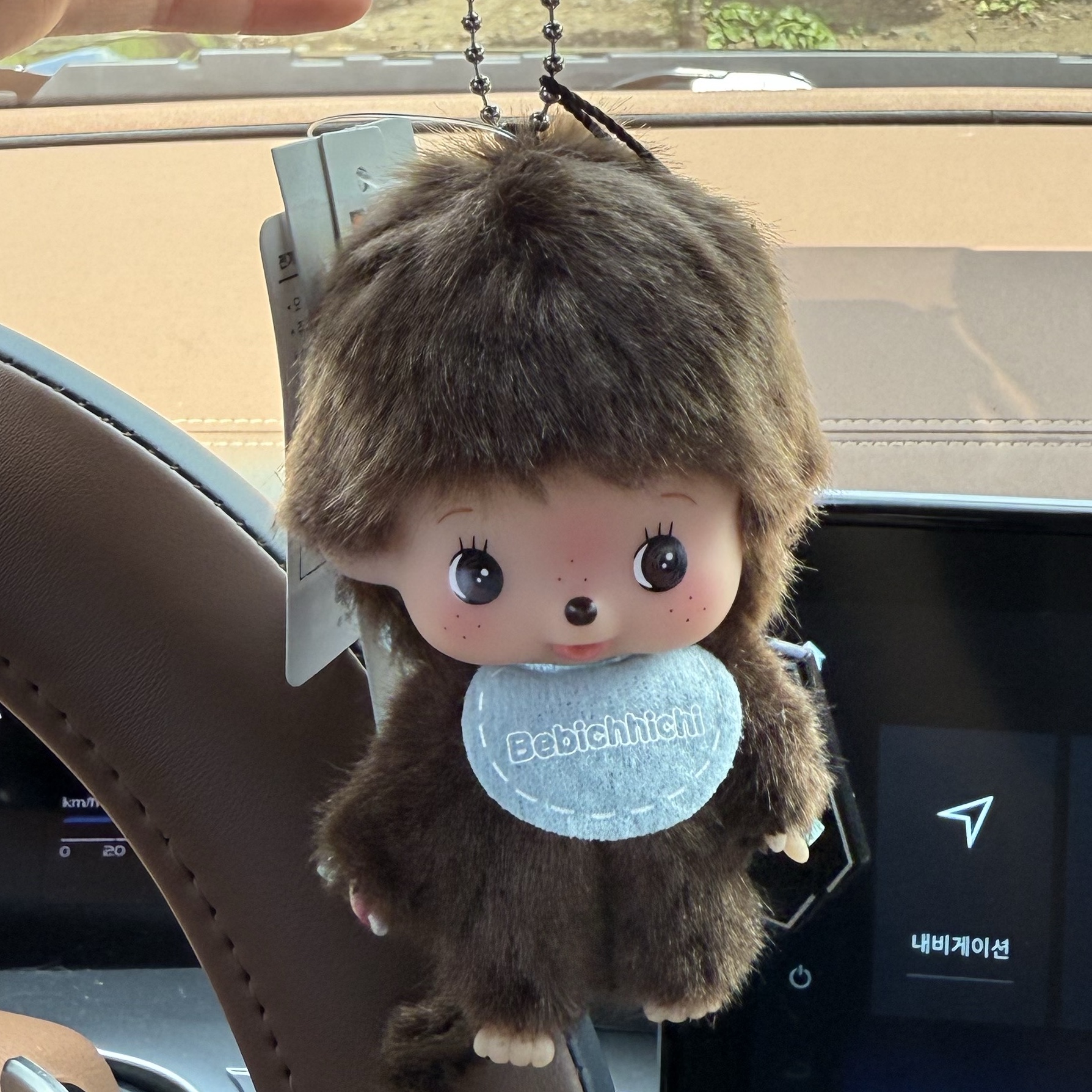 Monchhichi Bebichhichi Bighead SS Boy Key Chain Blue 착용 스타일