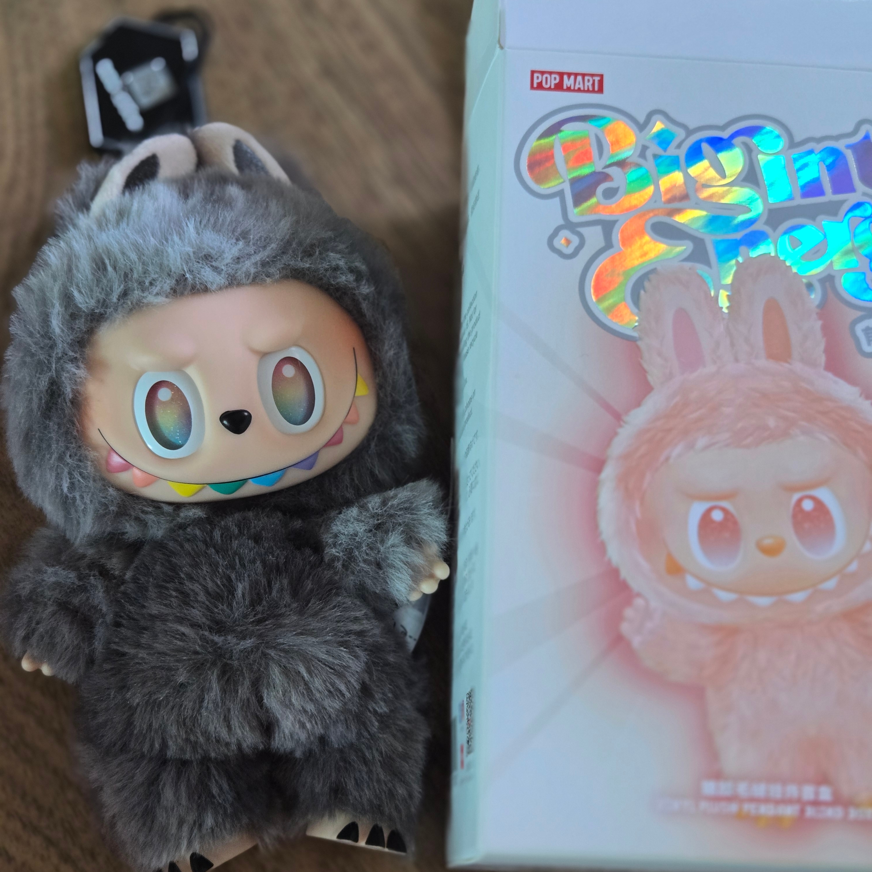 Pop Mart Labubu The Monsters Highlight Series ID Keyring (Opened Case) 착용 스타일 - 4