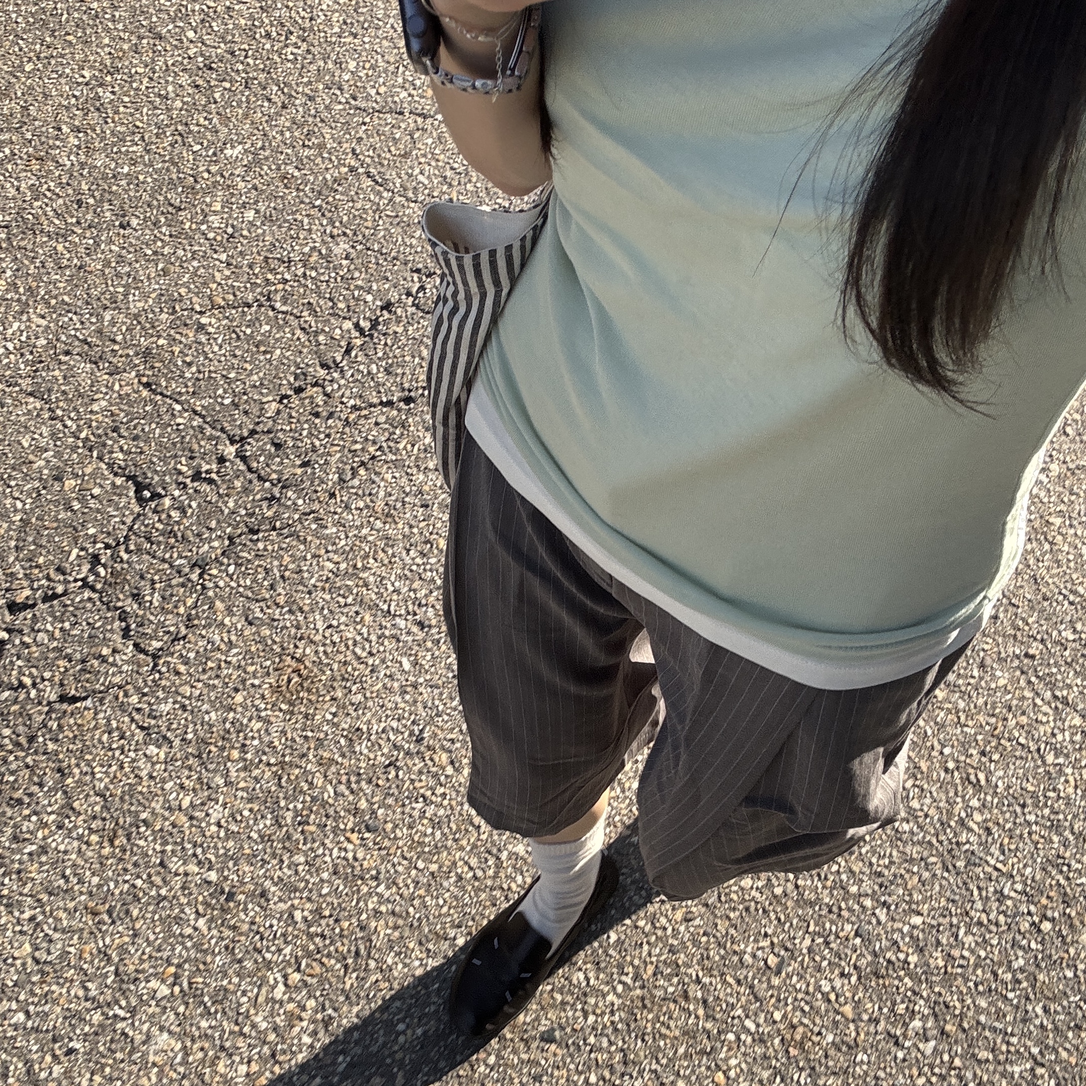 (W) Maison Margiela Kiki Slip-On Shoes Black, FFROI Stripe Eco Black 착용 스타일