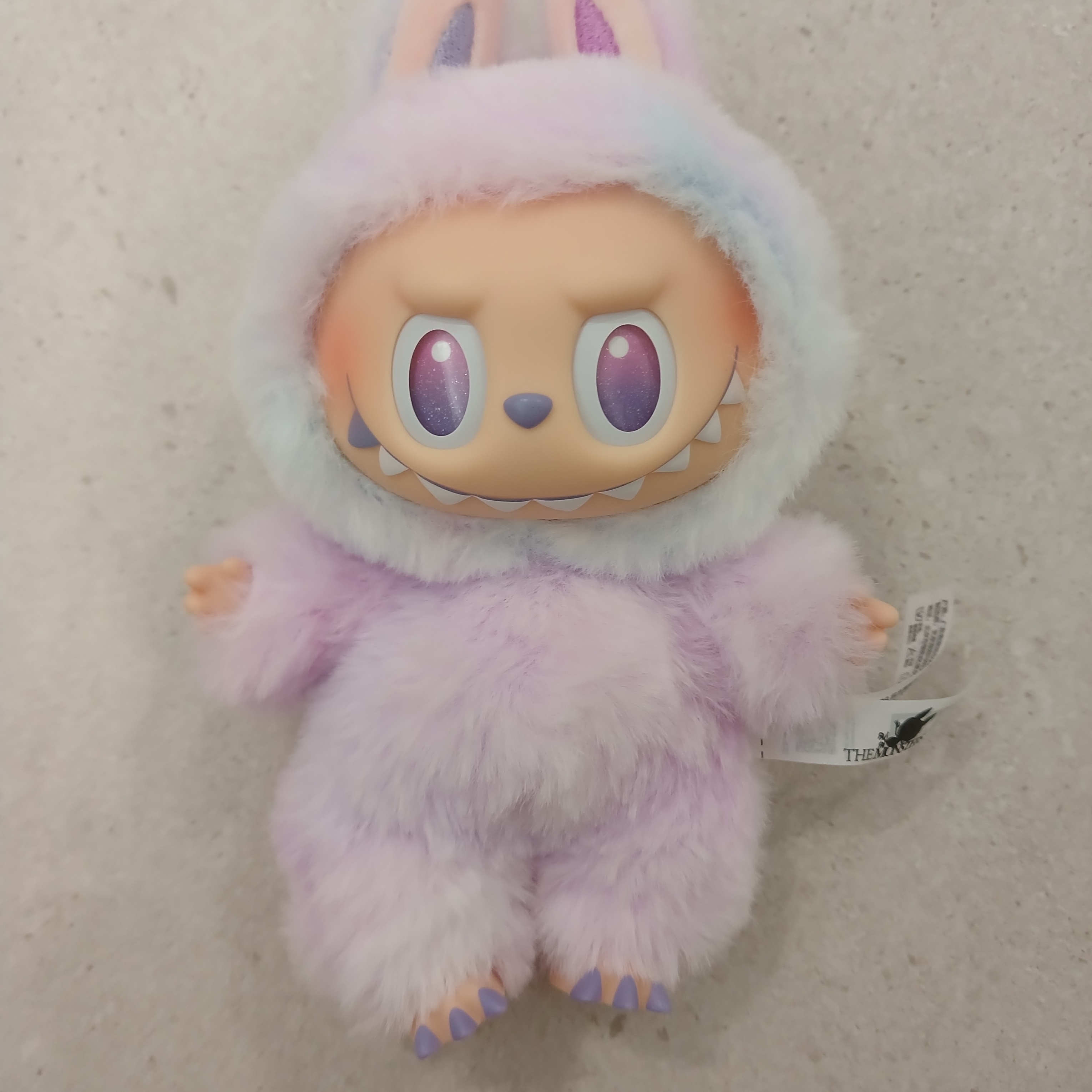 Pop Mart Labubu The Monsters Highlight Series Luck Keyring (Opened Case) 착용 스타일