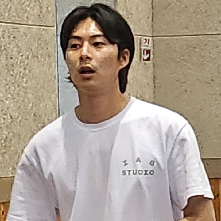 IAB Studio T-Shirt White Light Green 착용 스타일