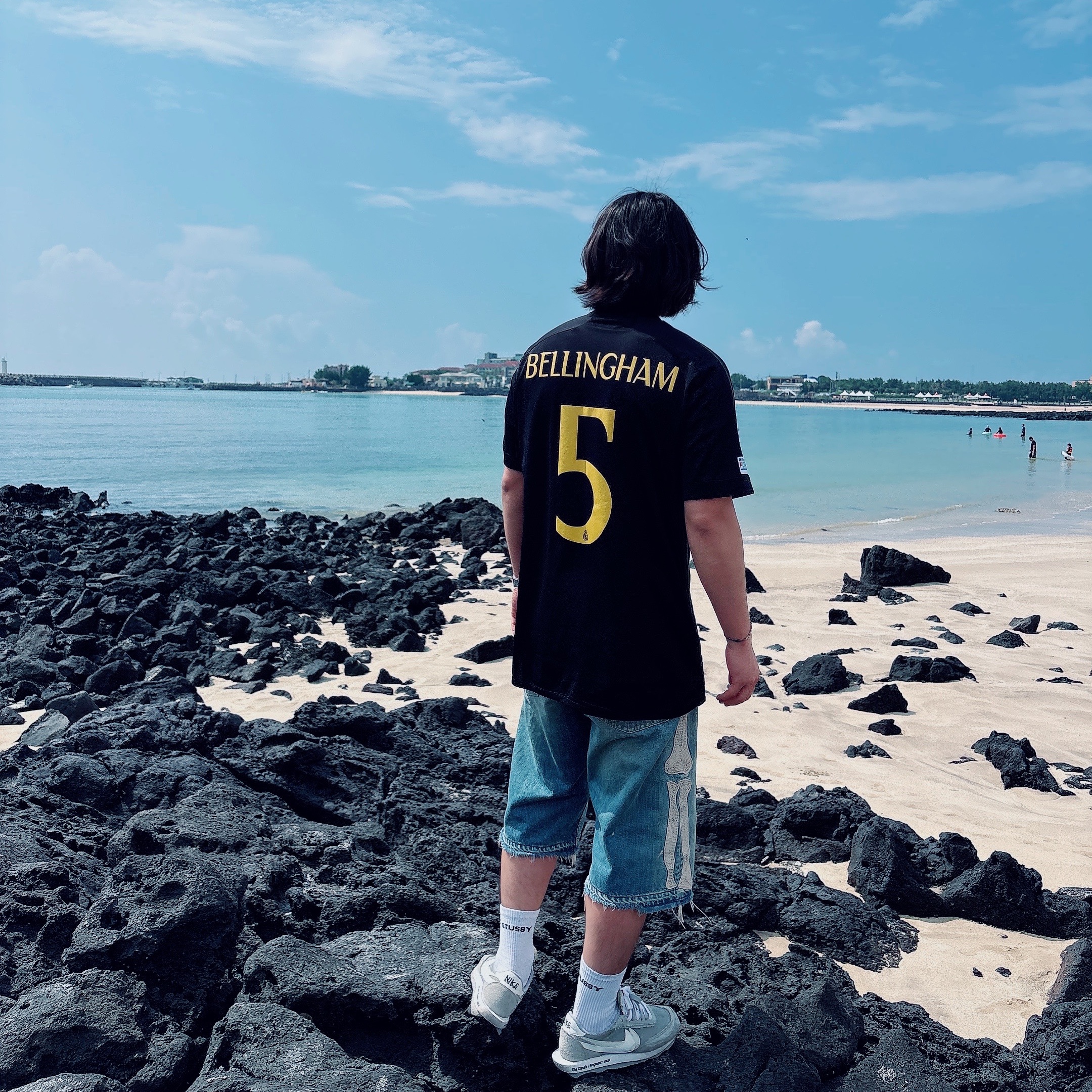 Kapital 14 oz. Denim 5P Bone Embroidery Short Pants Indigo (Processing), Adidas Real Madrid 2023/24 3rd Jersey Black - KR Sizing (Non Marking Ver.) 착용 스타일
