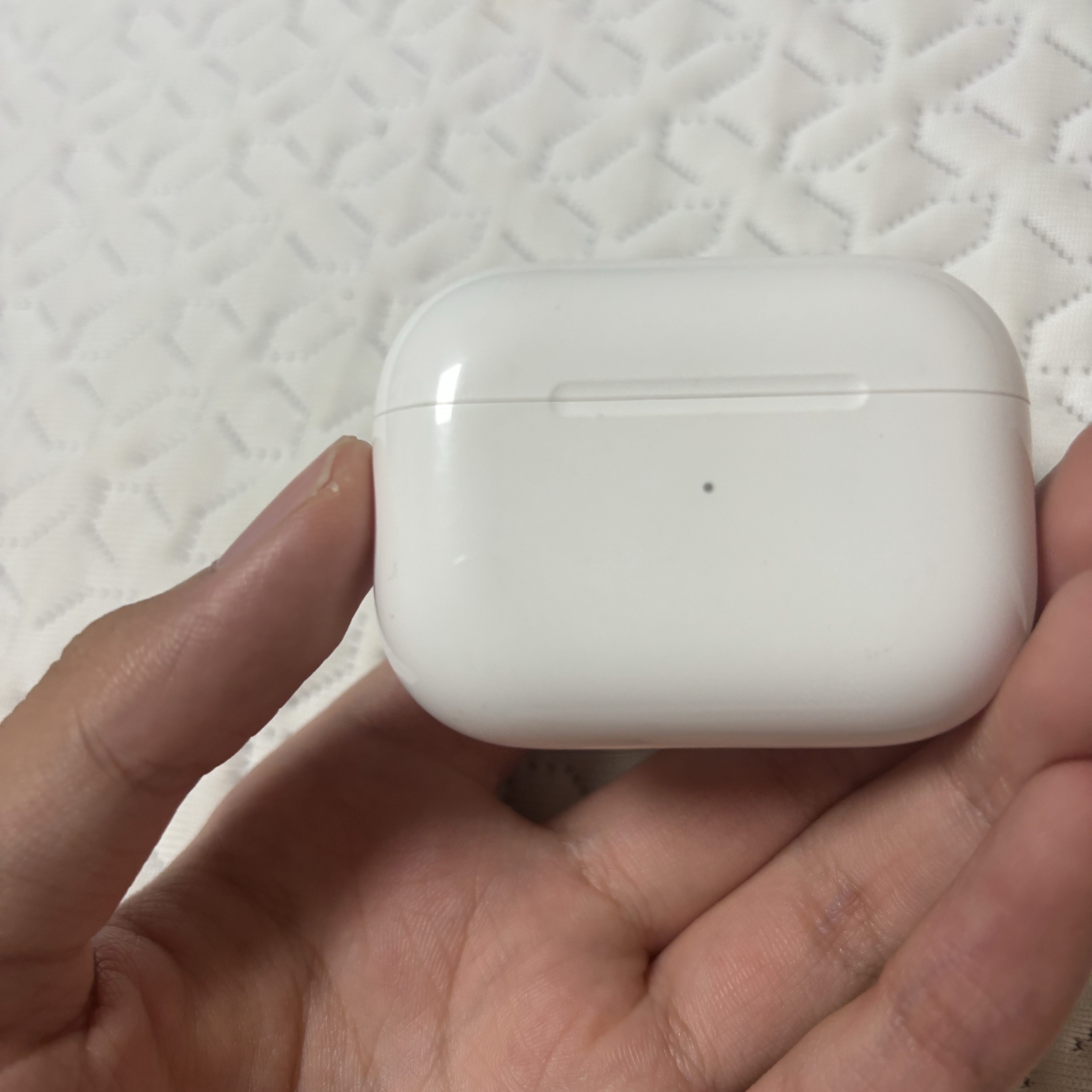 Apple Airpods Pro 2nd Gen with MagSafe Charging Case USB C (Korean Ver.) 착용 스타일