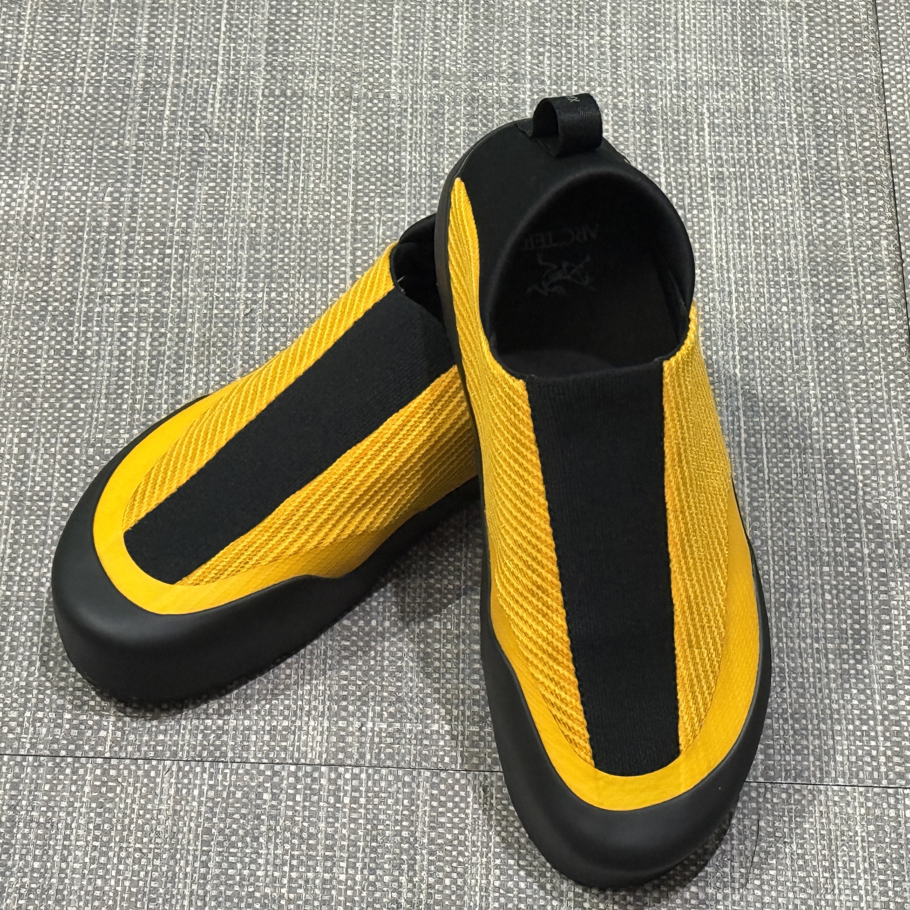 Arc'teryx Kragg Edziza Black 착용 스타일