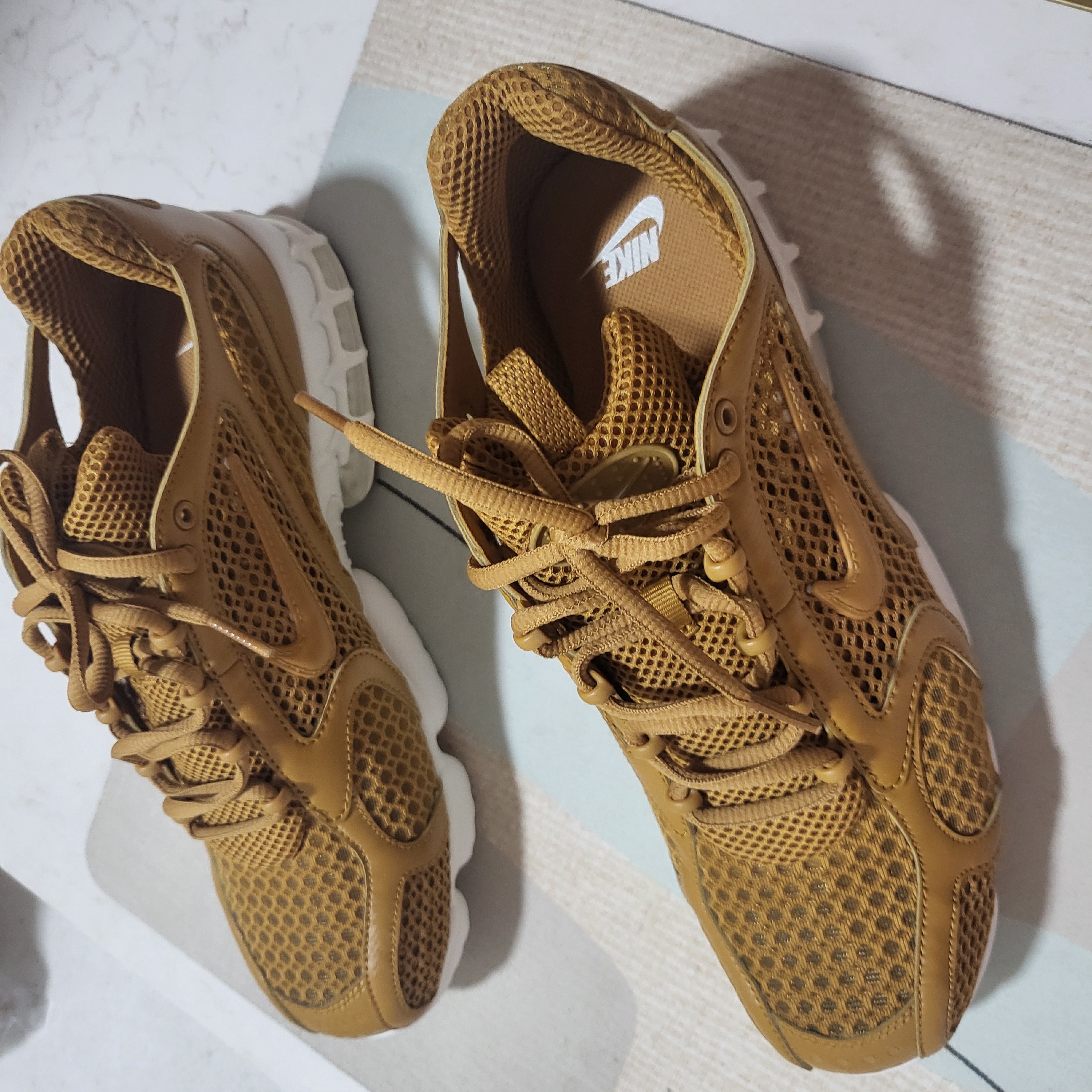 Nike Air Zoom Spiridon Cage 2 Wheat Sail 착용 스타일 - 2