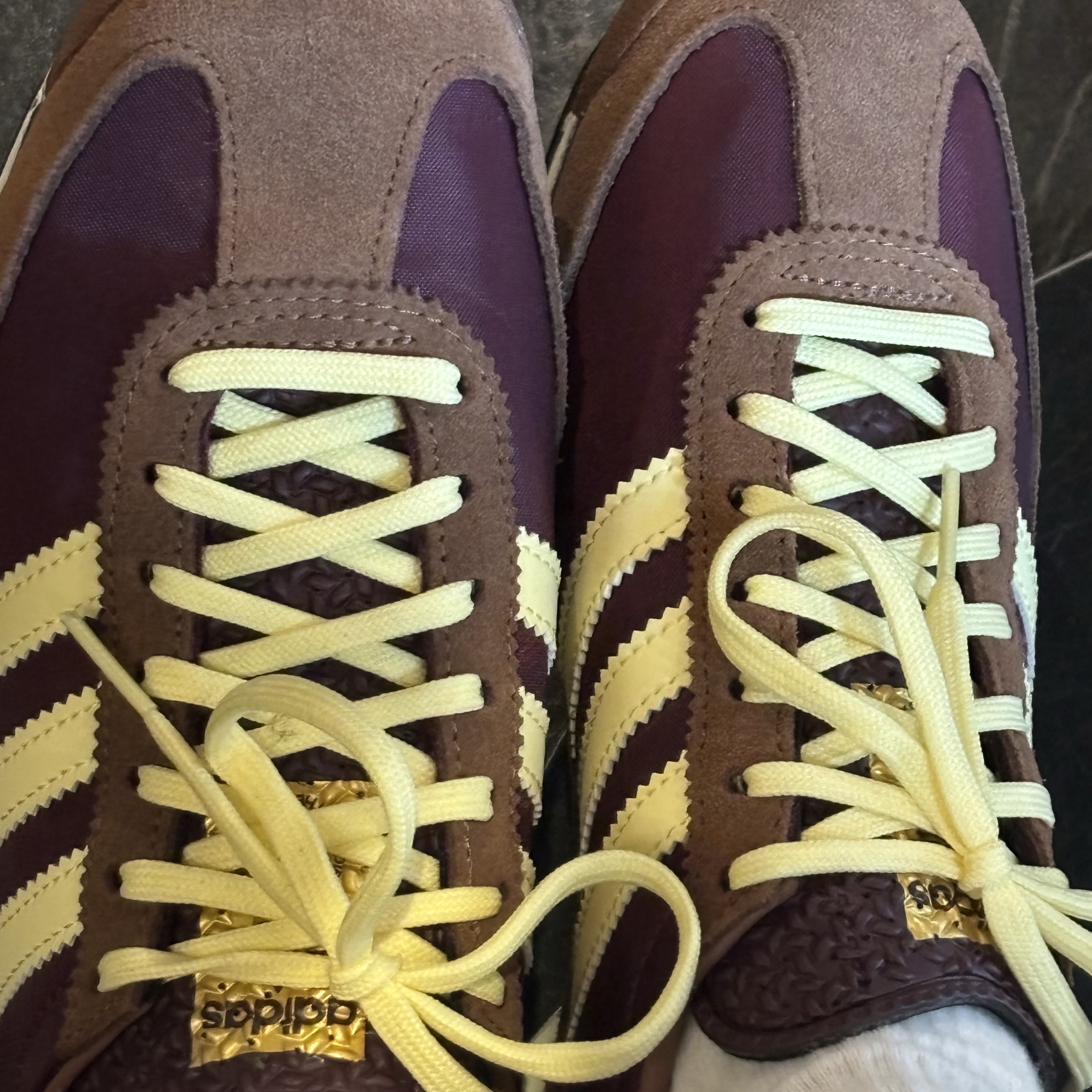 (W) Adidas SL 72 OG Maroon Almost Yellow 착용 스타일