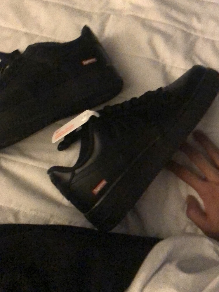 Nike x Supreme Air Force 1 Low Black 착용 스타일 - 1