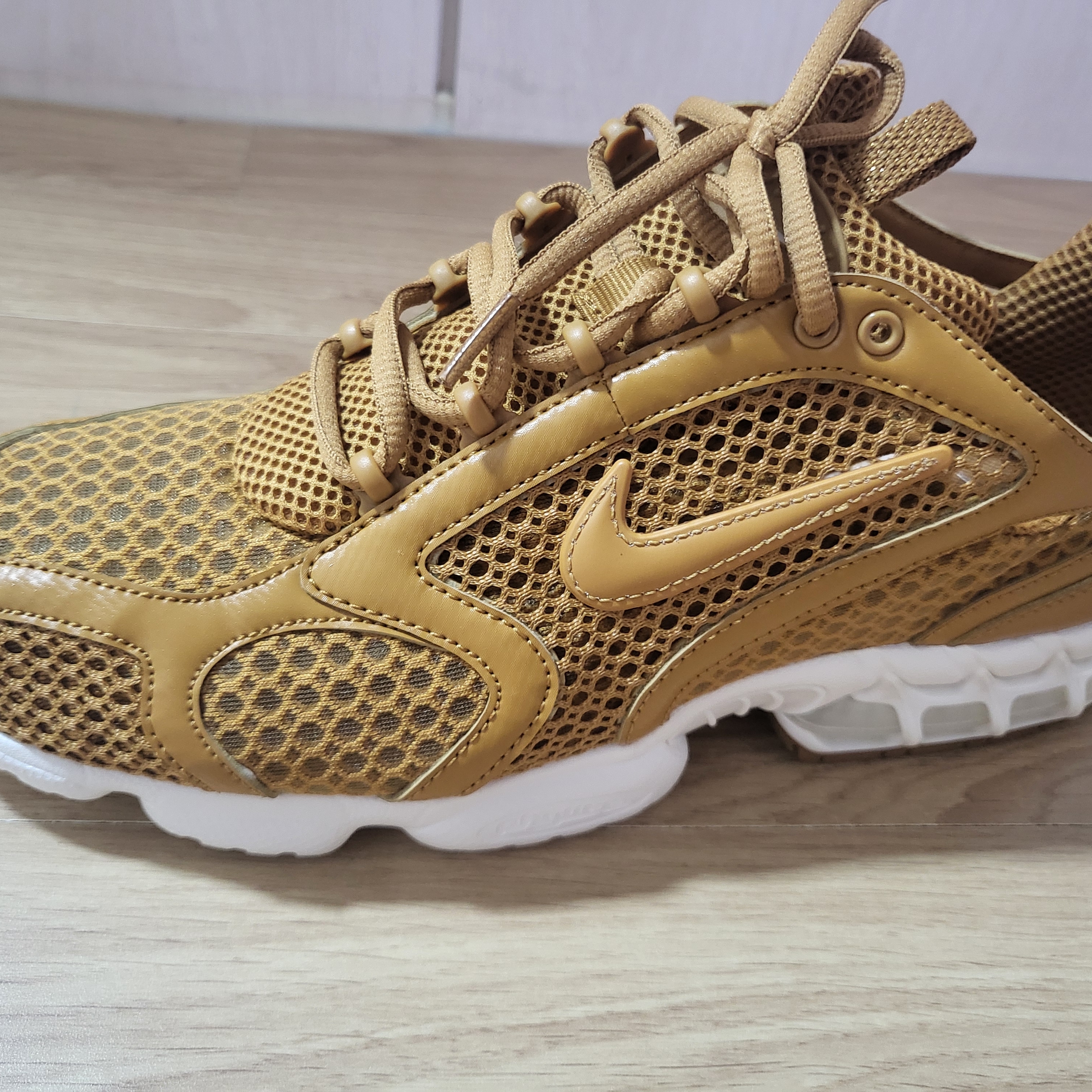 Nike Air Zoom Spiridon Cage 2 Wheat Sail 착용 스타일 - 1