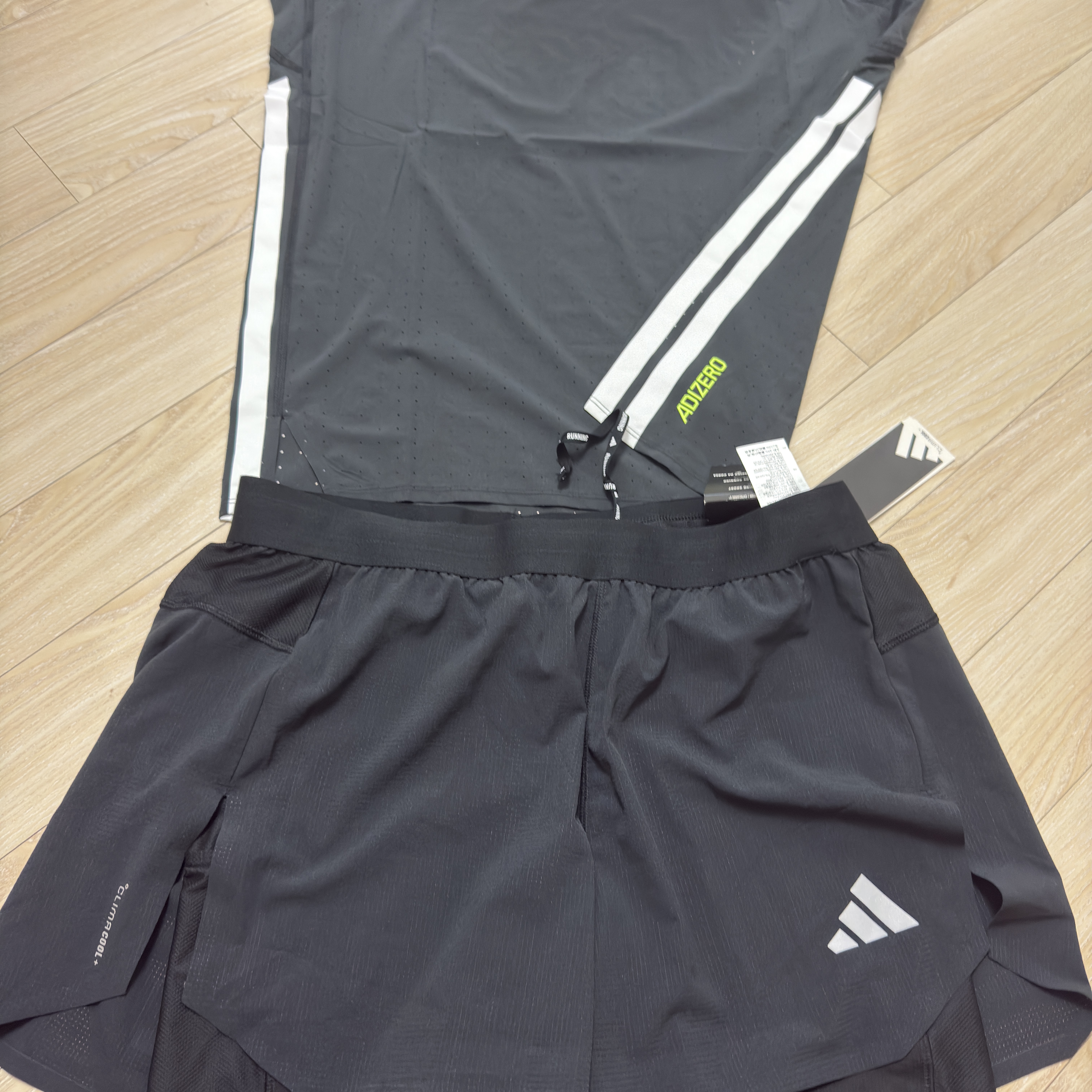 Adidas Adizero Running T-Shirt Black - KR Sizing 착용 스타일 - 1