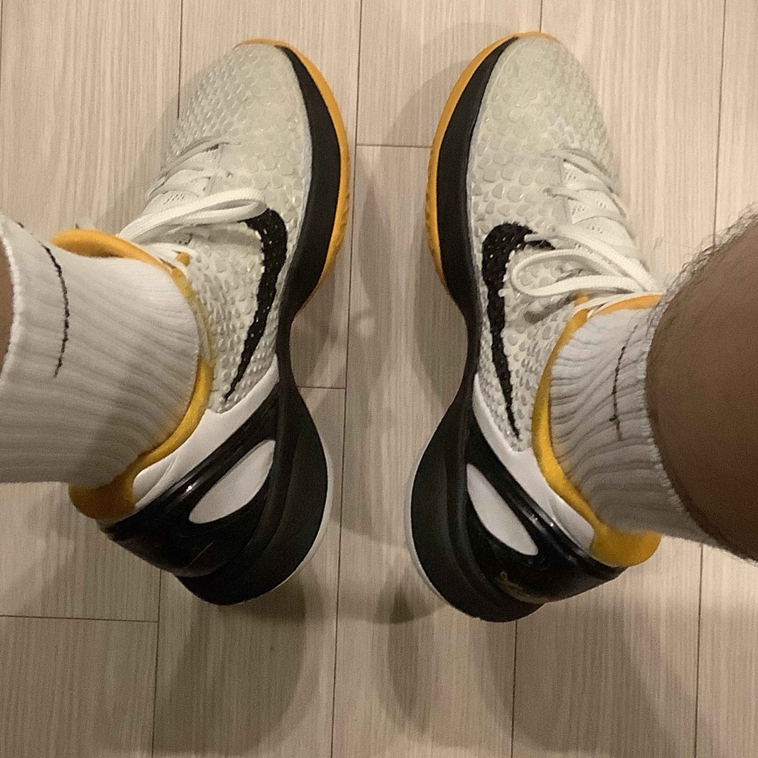 Nike Kobe 6 Protro White Del Sol 착용 스타일