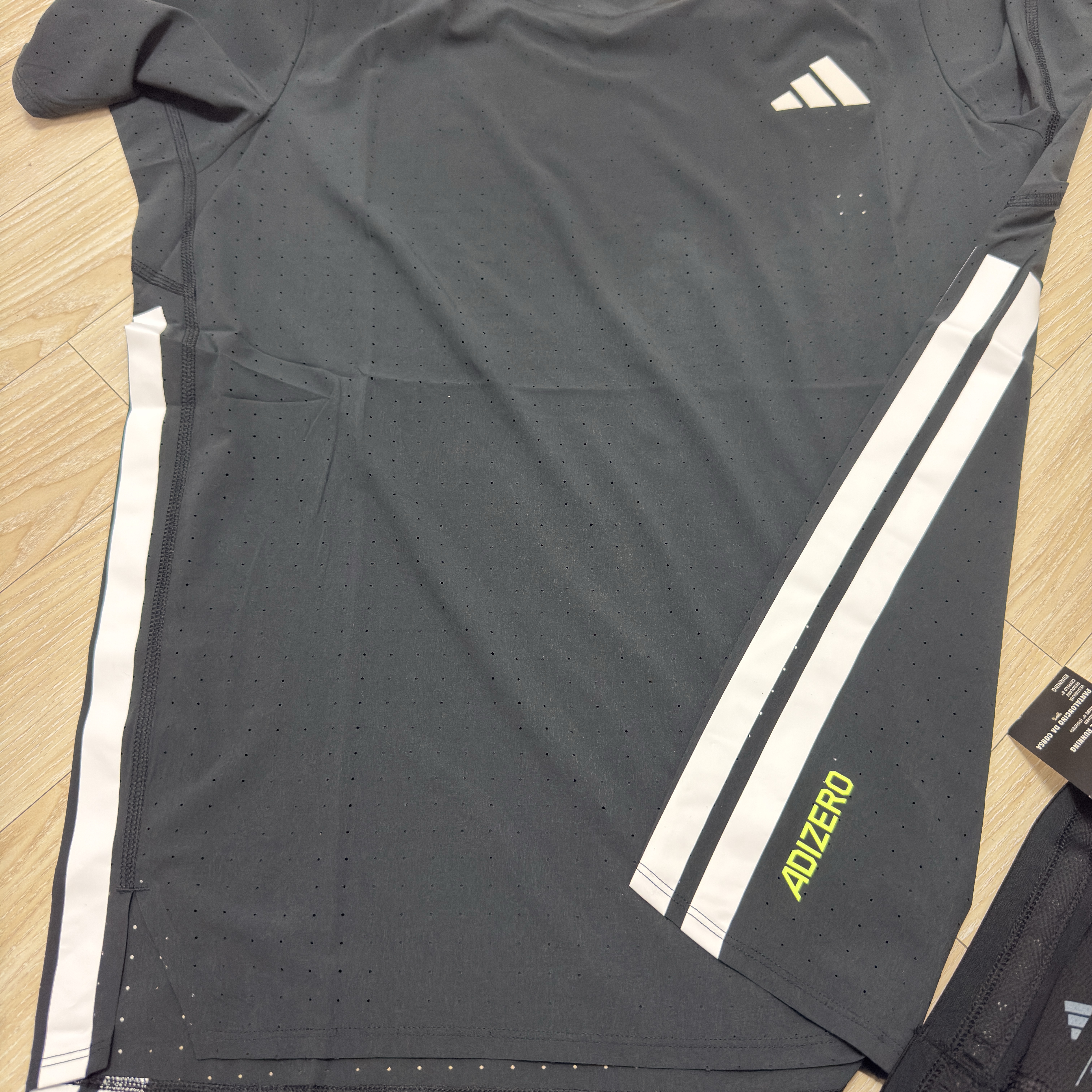 Adidas Adizero Running T-Shirt Black - KR Sizing 착용 스타일 - 2