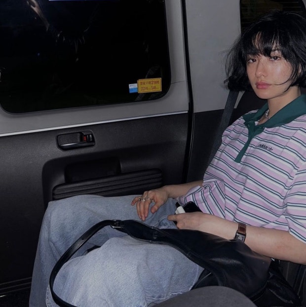 (W) Adidas 80s Oversized Stripe Polo Shirt Multicolor - US Sizing, (W) Adidas 80s Oversized Stripe Polo Shirt Multicolor - KR Sizing 착용 스타일 - 2