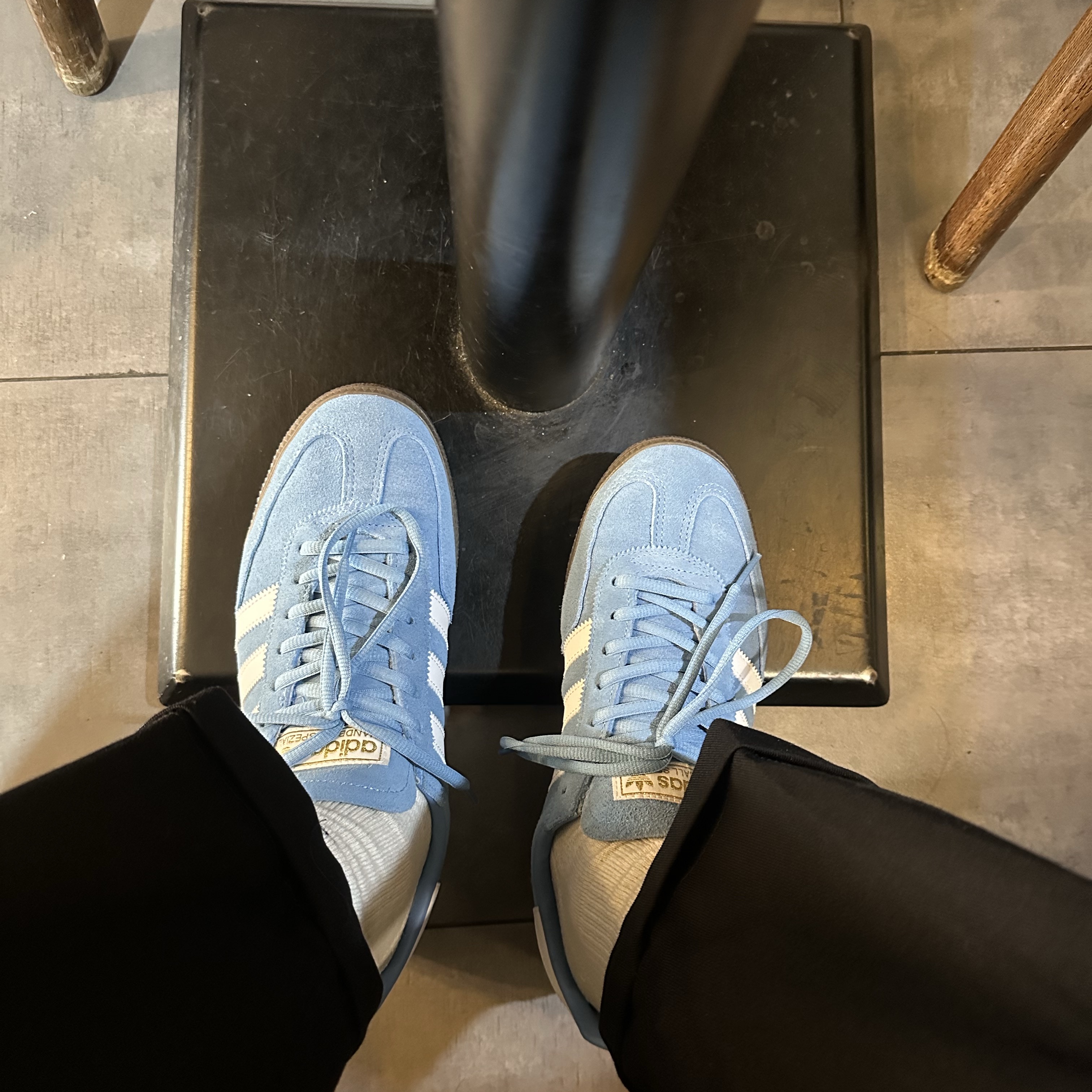 Adidas Spezial Handball Light Blue 착용 스타일 - 2