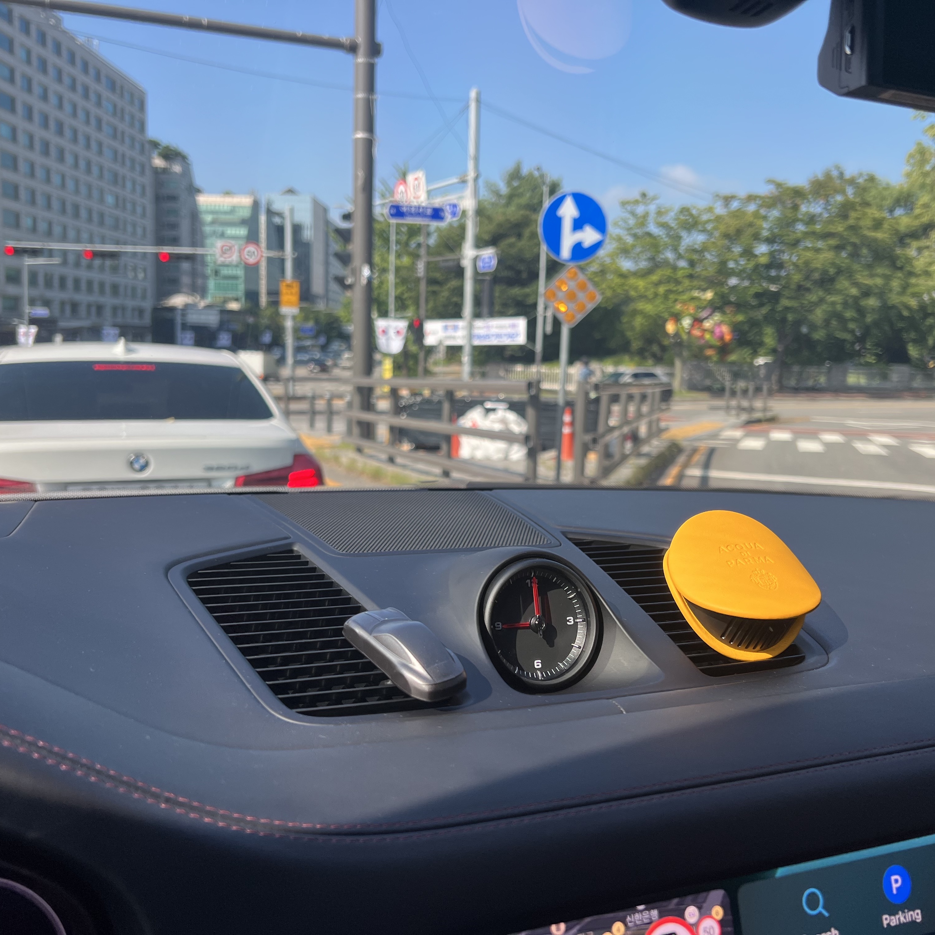 Acqua Di Parma Car Diffuser Leather Case Yellow 2023 착용 스타일