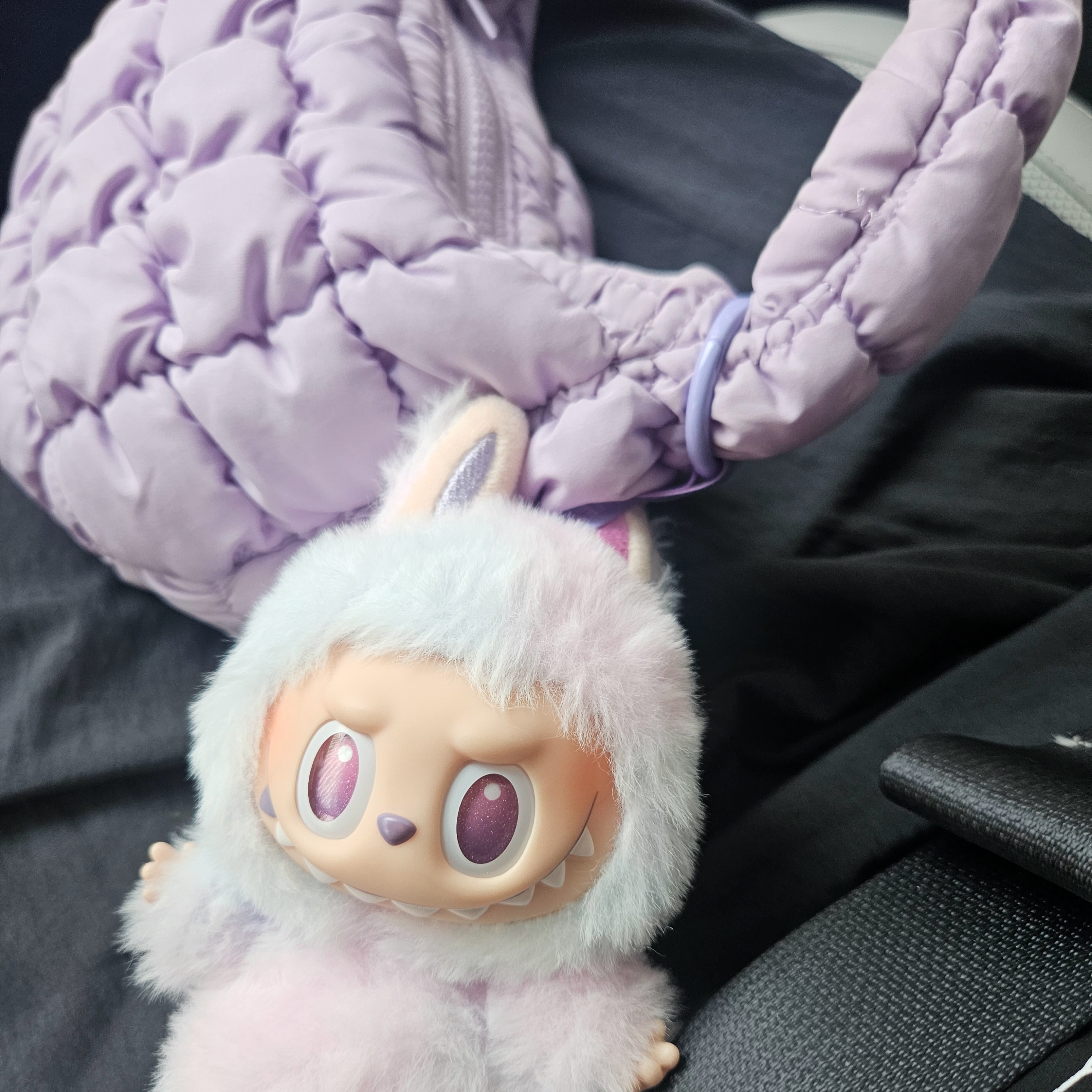 COS Quilted Micro Bag Purple, Pop Mart Labubu The Monsters Highlight Series Luck Keyring (Opened Case) 착용 스타일 - 5