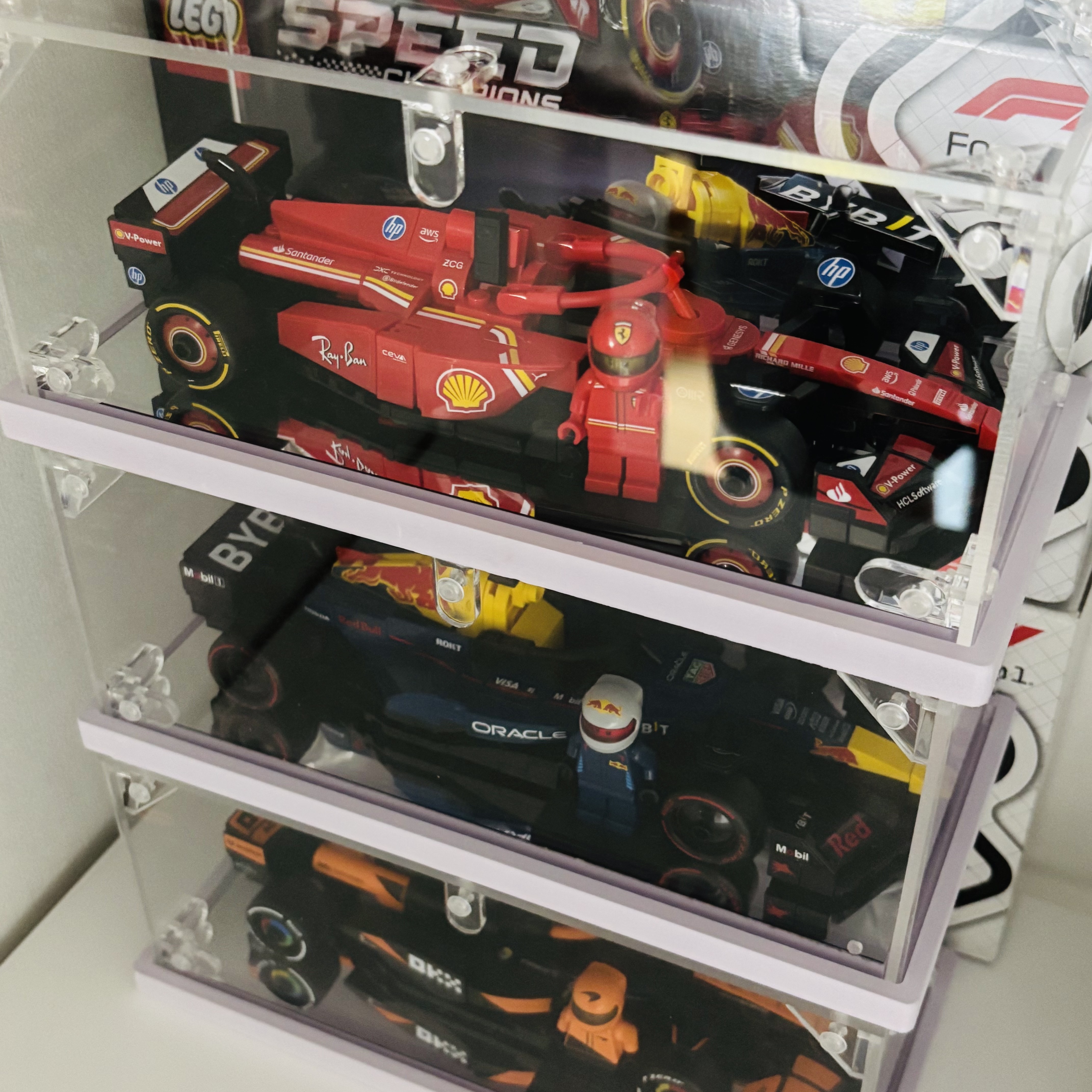 Lego Speed Champions Ferrari SF-24 F1 Race Car, Lego Oracle Red Bull Racing RB20 F1 Race Car 착용 스타일