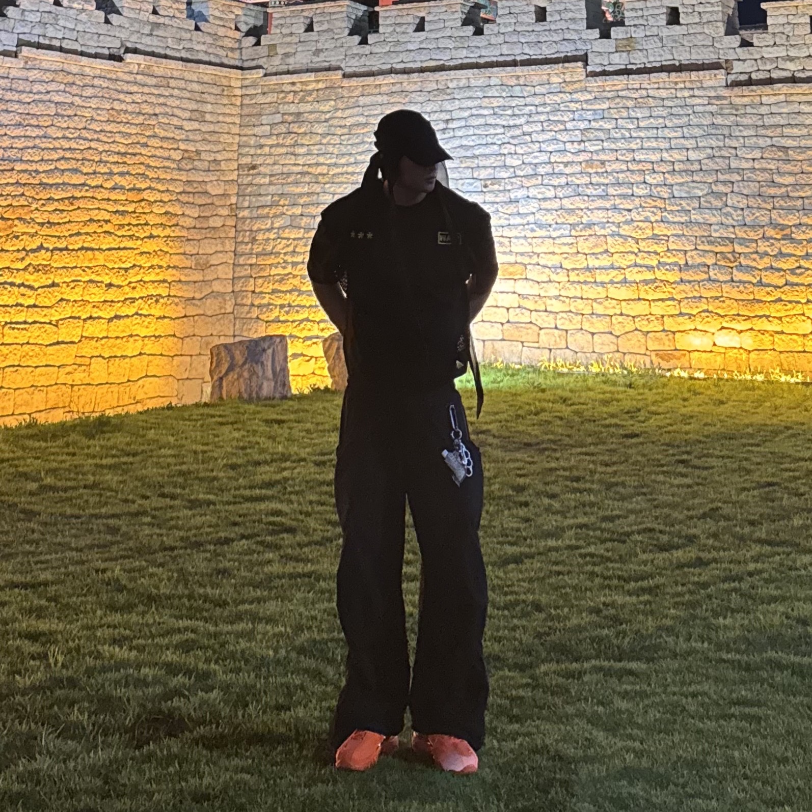 Wapworks Denier Curved Track Pants, Nike x Drake Nocta Hot Step 2 Total Orange 착용 스타일 - 3