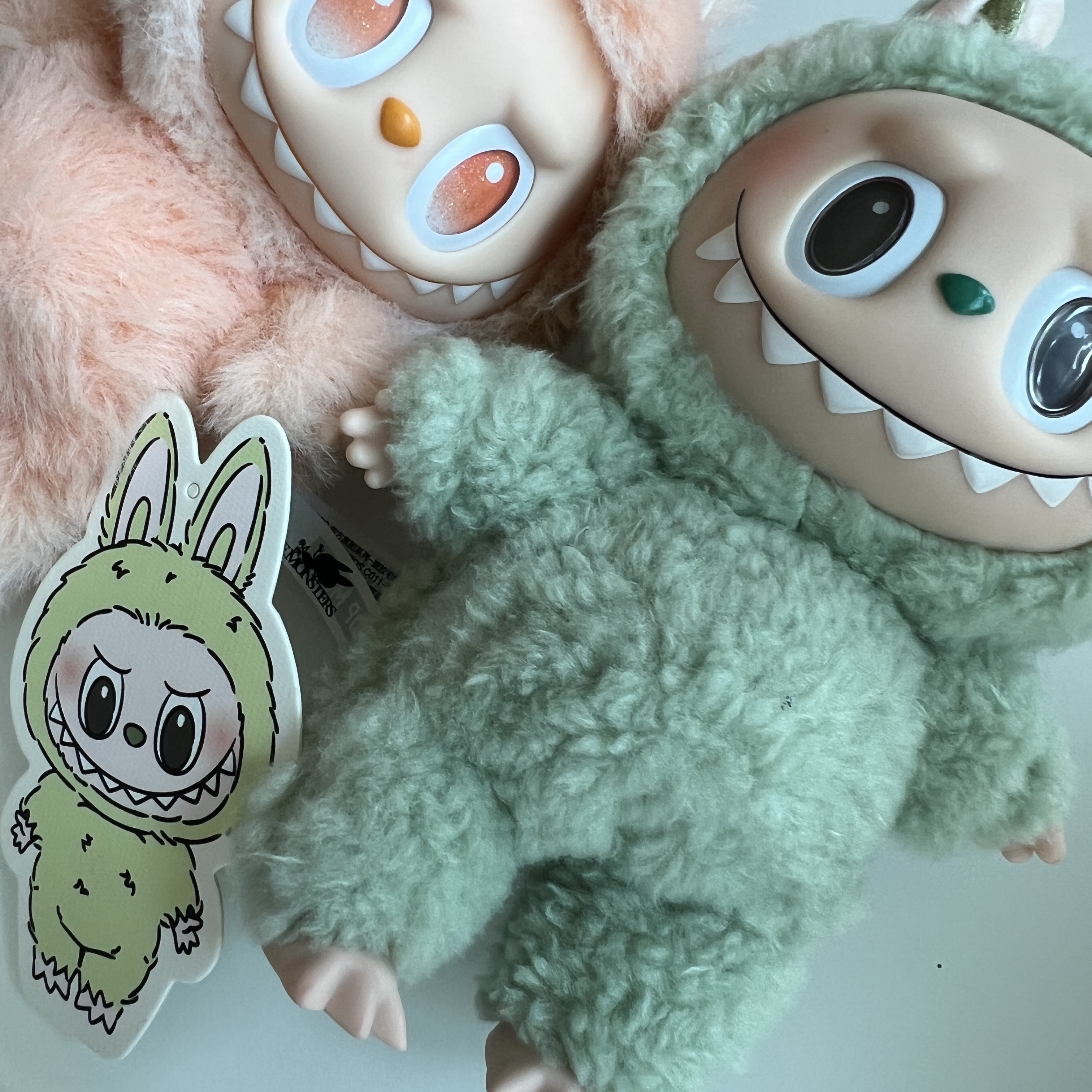 Pop Mart The Monsters Labubu Tasty Macarons Series Sealed Case (1 Blind Box), Pop Mart Labubu The Monsters Highlight Series Sealed Case (1 Blind Box) 착용 스타일 - 5