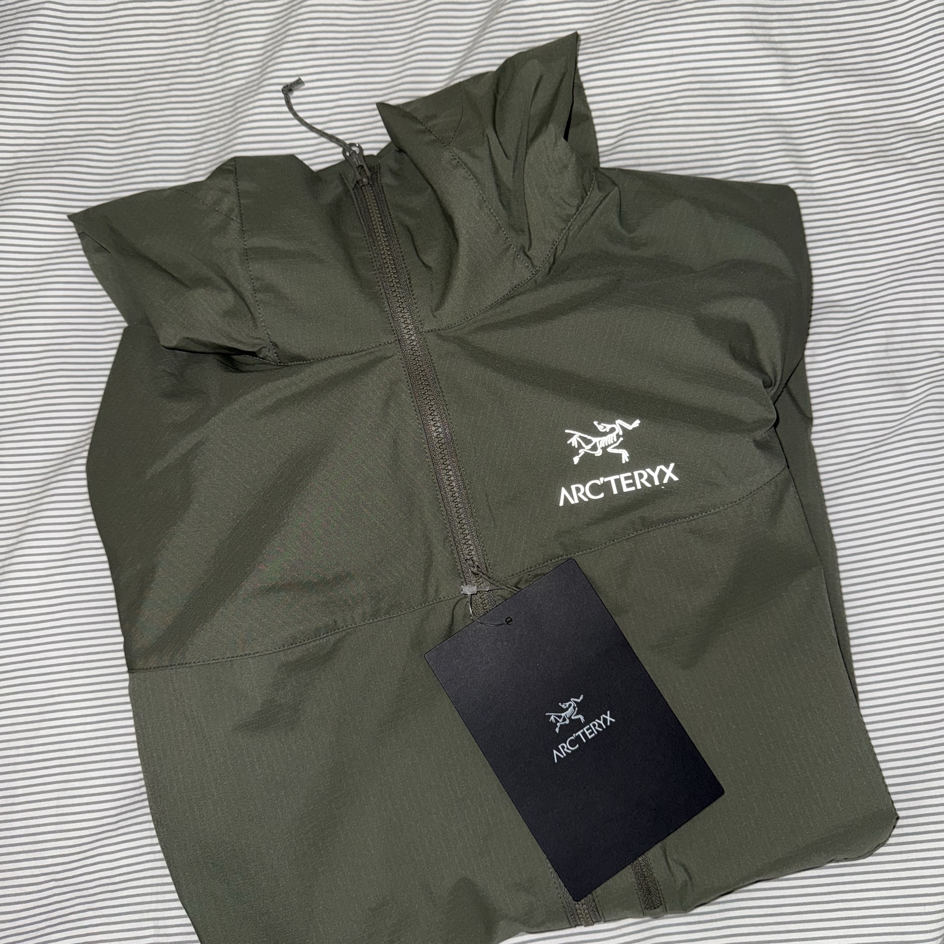(W) Arc'teryx Squamish Hoody Forage 착용 스타일 - 3