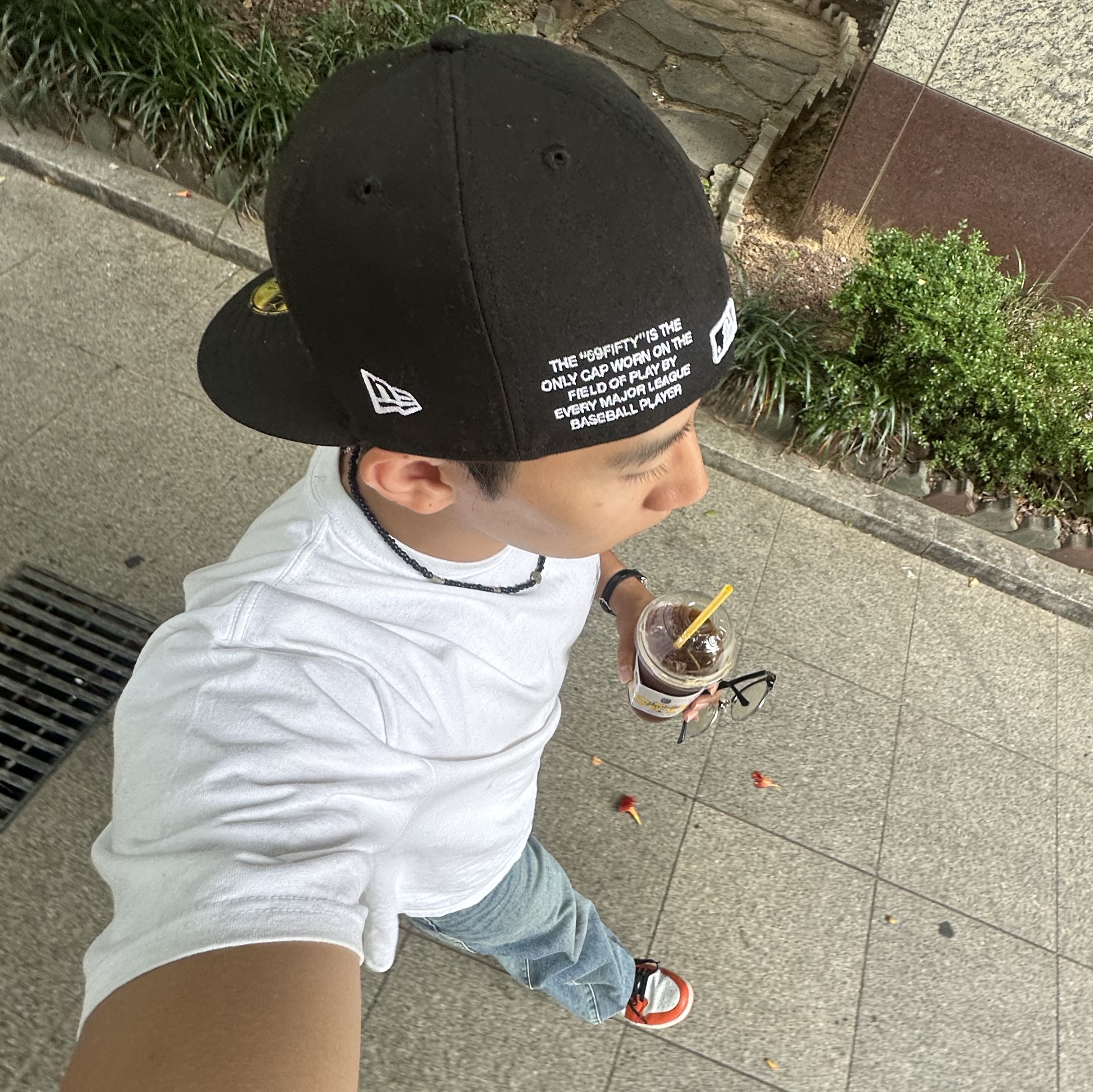 Jordan 1 Low OG Starfish, Casio LTP-V007L-7B1 착용 스타일
