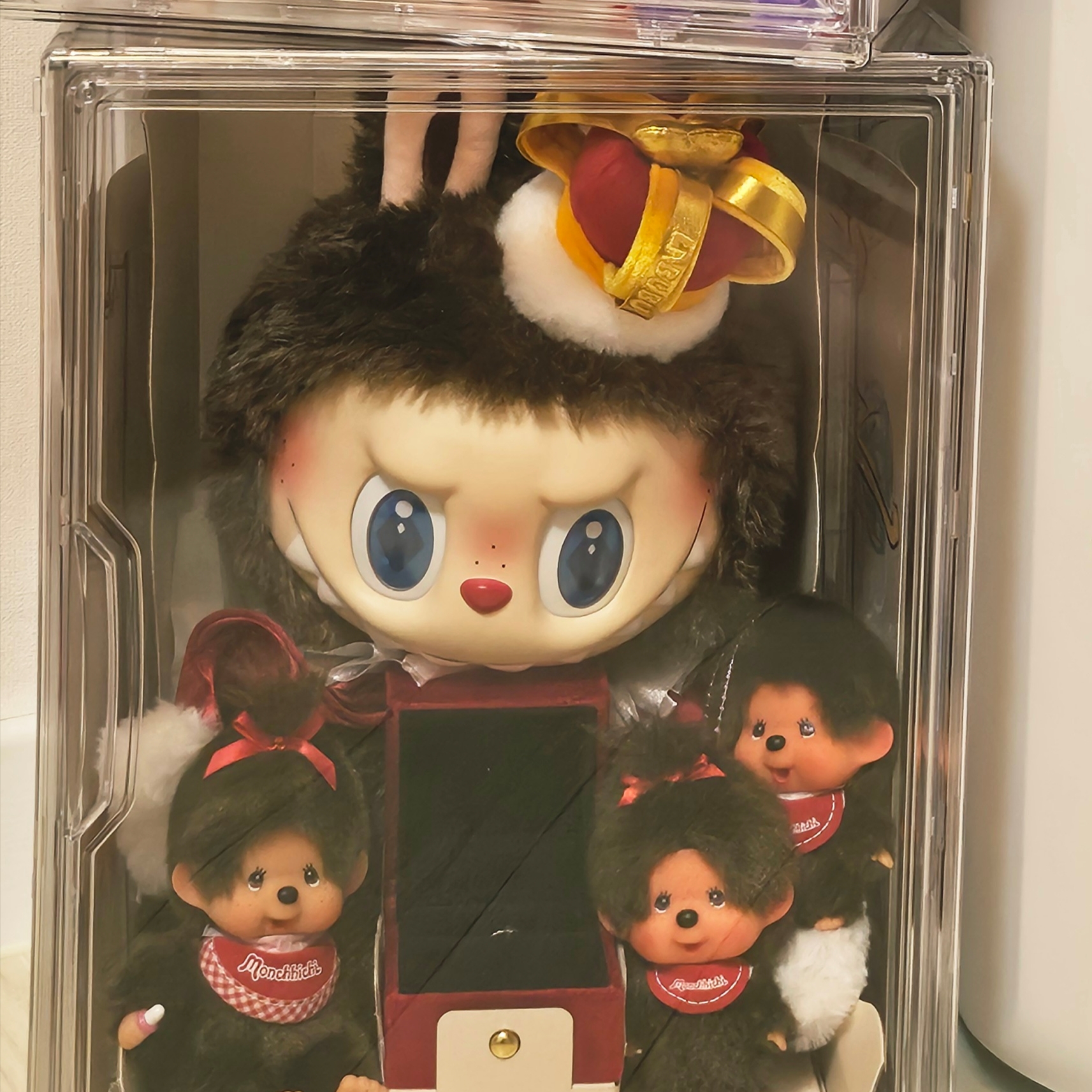 Monchhichi Bighead SS Boy Key Chain Brown, Monchhichi Bighead SS Girl Key Chain Brown 착용 스타일