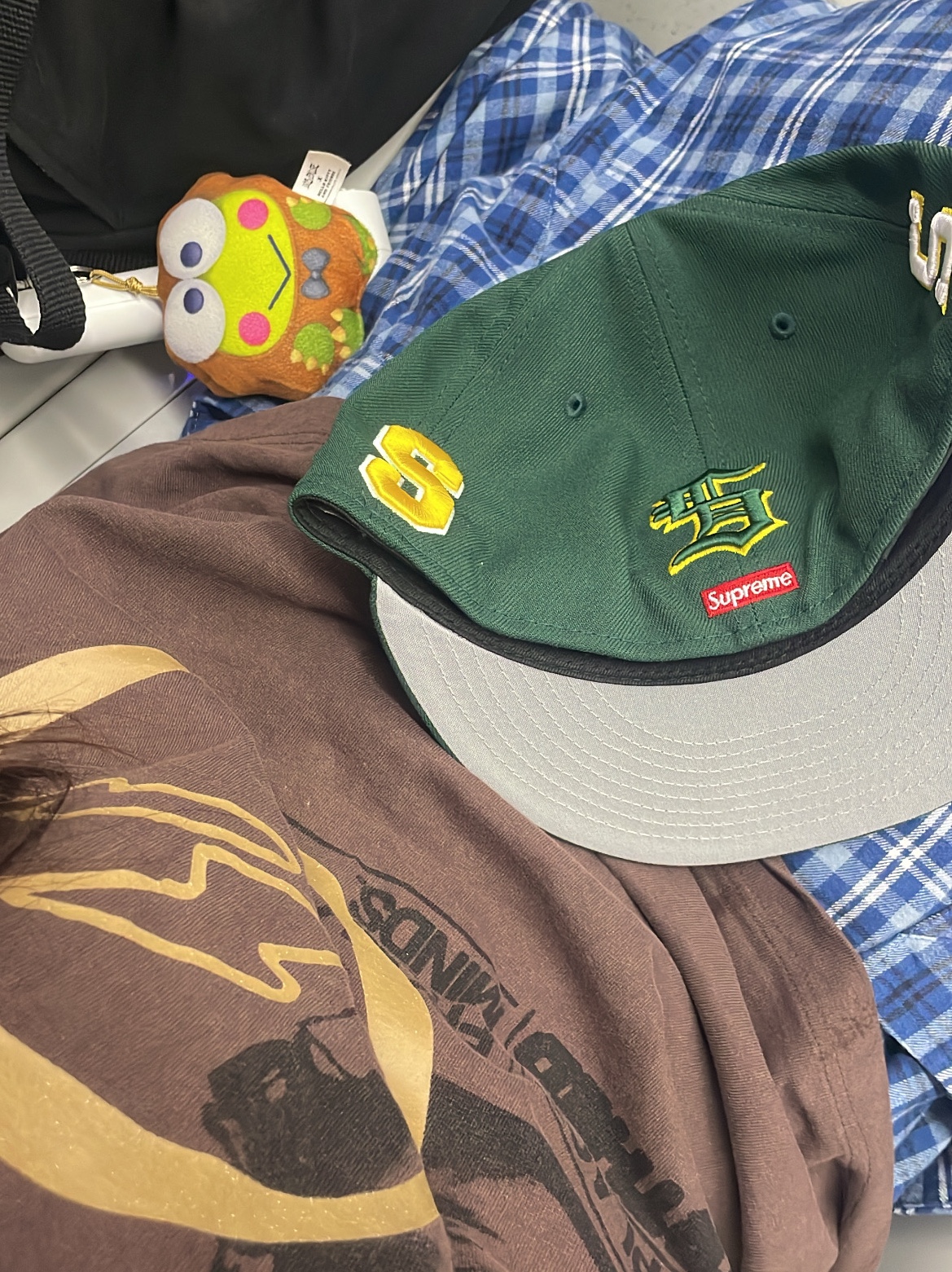 Supreme Multi S Logo New Era Green - 25SS 착용 스타일