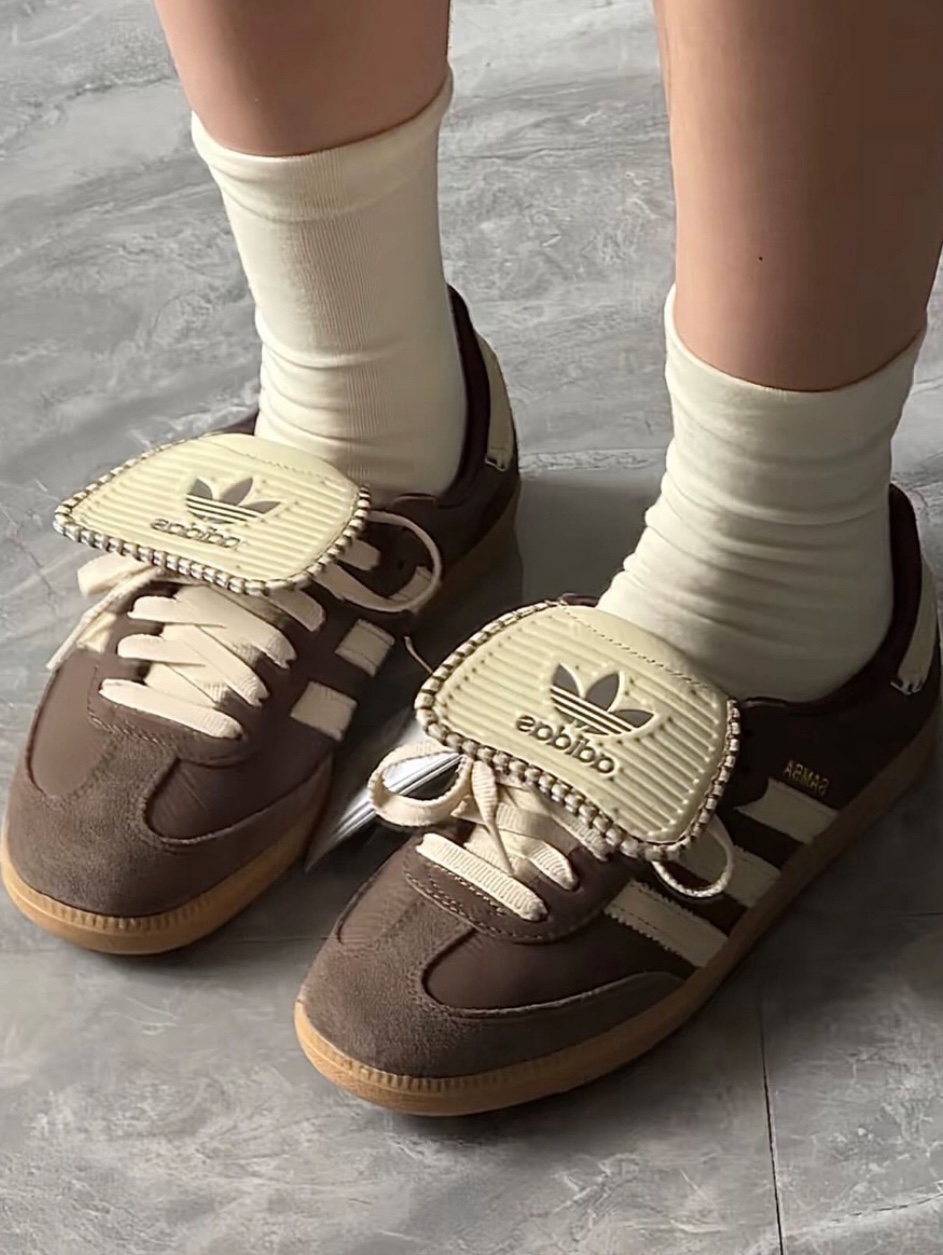 (W) Adidas Samba LT Earth Strata Core White, Adidas x Wales Bonner Pony Tonal Samba Cream White Mystery Brown 착용 스타일 - 2