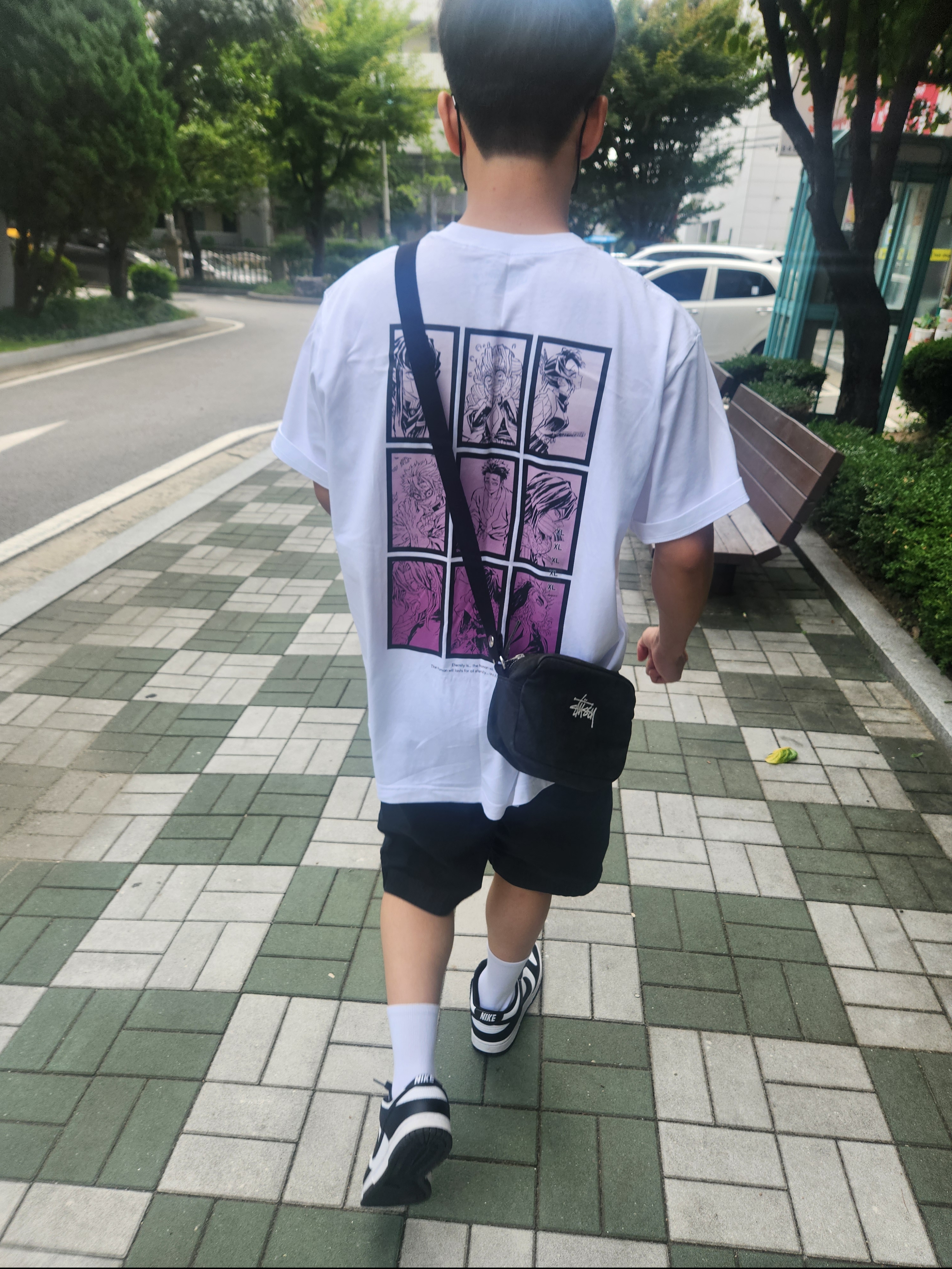 Uniqlo UT x Demon Slayer Kimetsu no Yaiba Graphic T-Shirt White - KR, Nike Dunk Low Retro Black 착용 스타일 - 2