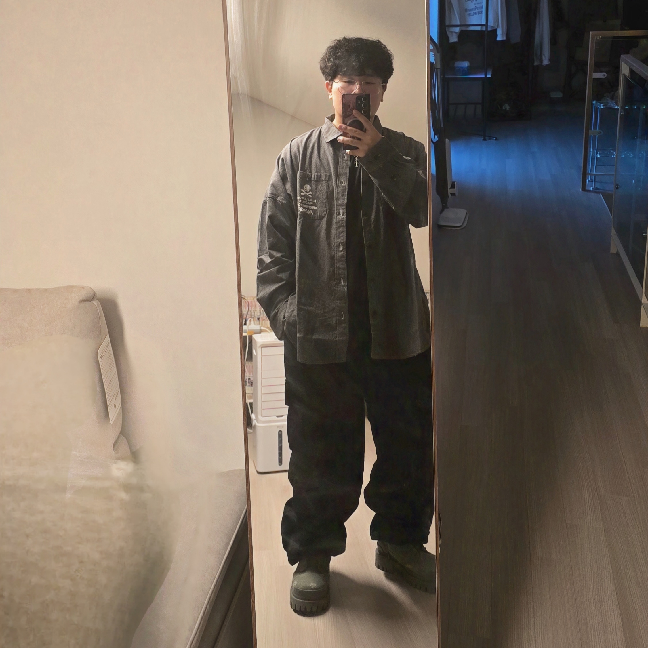 Palace x Neighborhood Shirt Salt Pepper - 25FW 착용 스타일