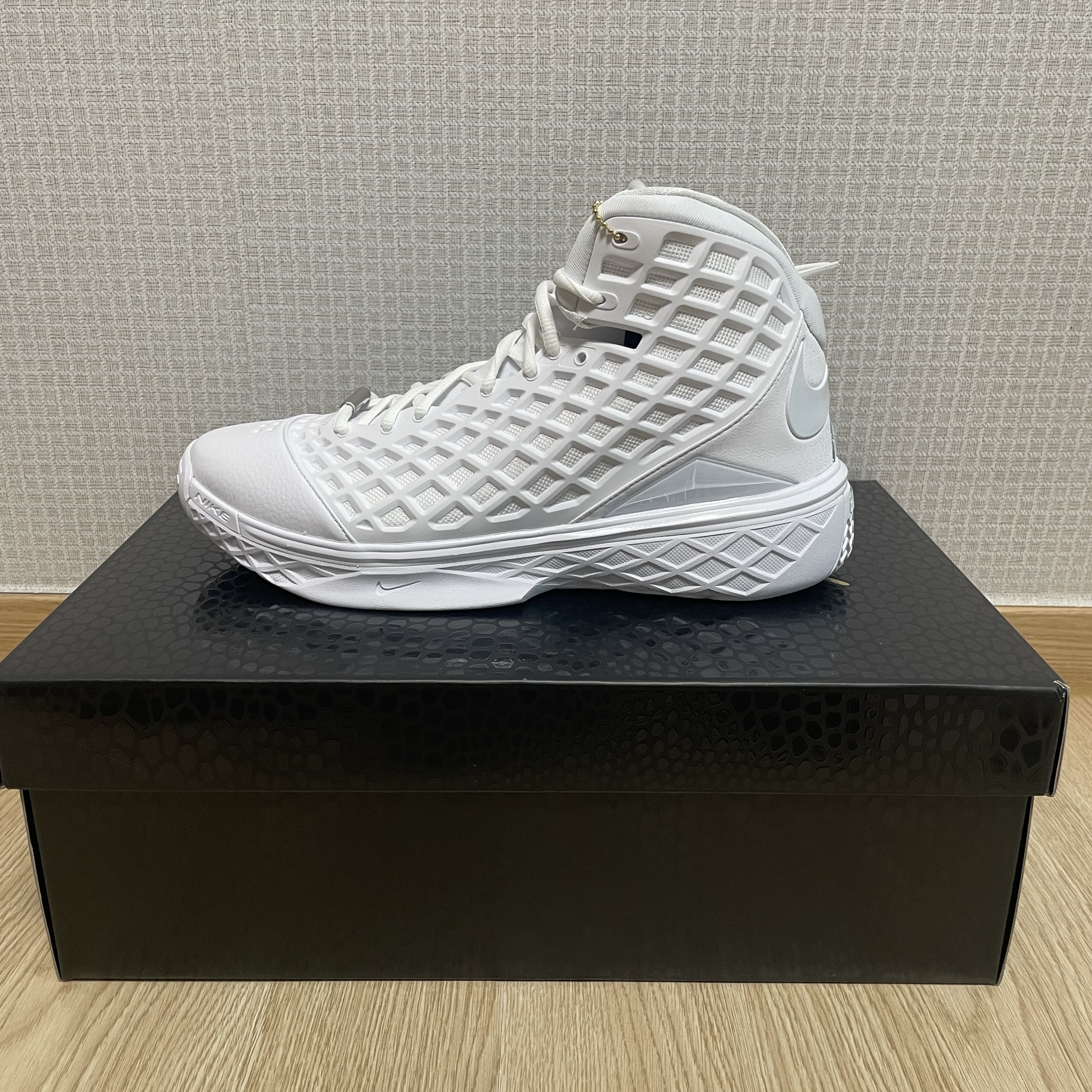 Nike Kobe 3 Protro Halo 착용 스타일 - 1