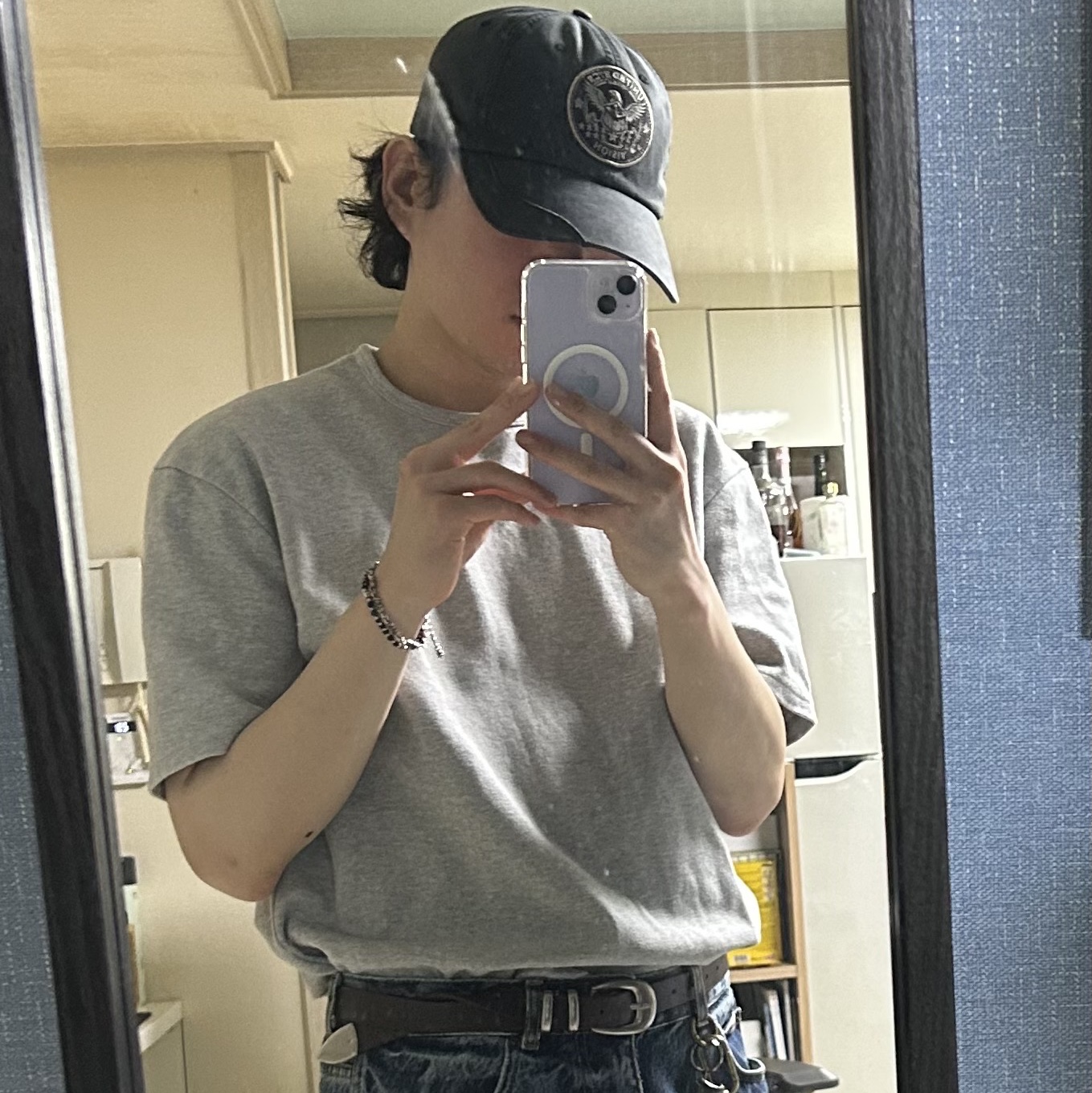 ETCE United Patch Ball Cap Charcoal 착용 스타일