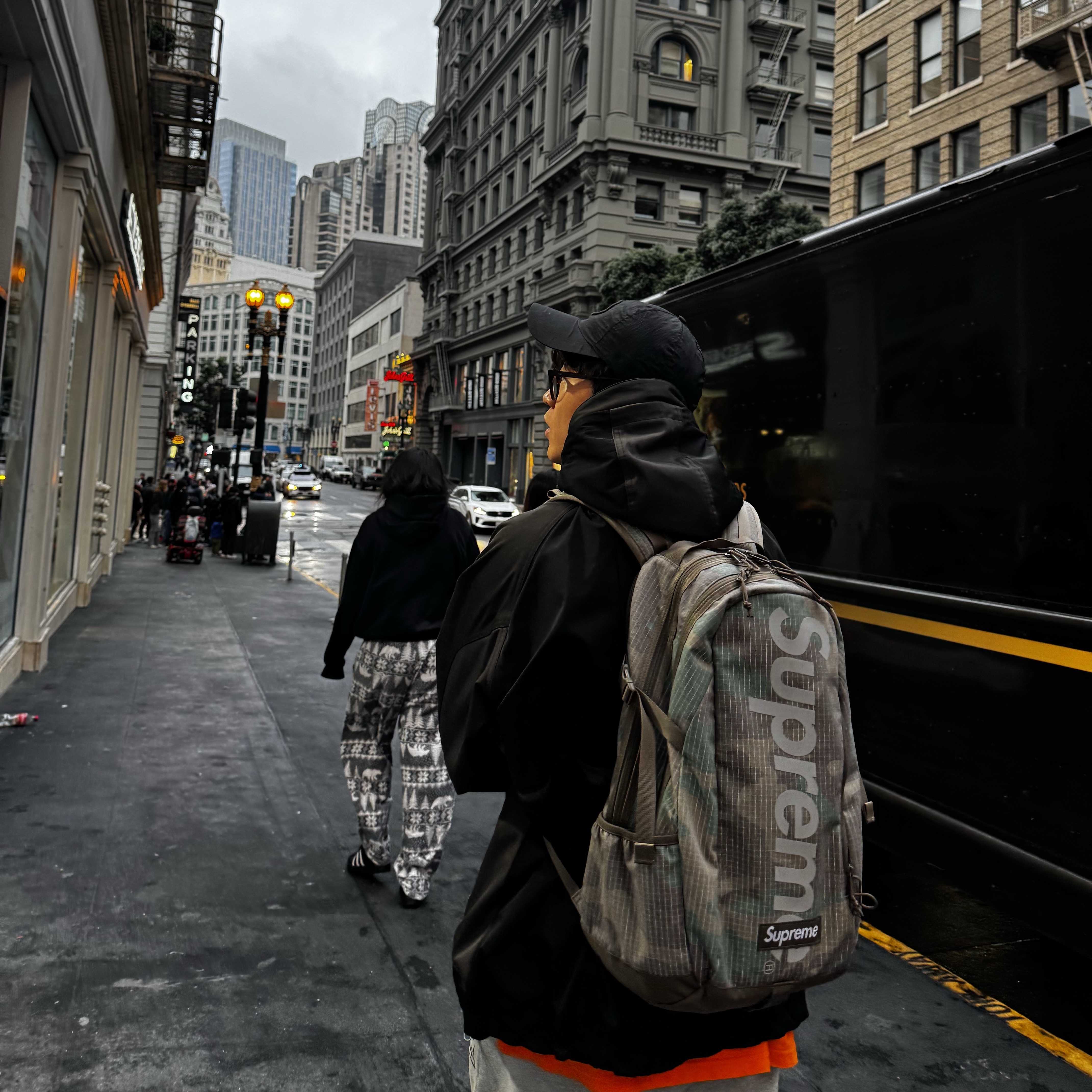 Supreme Backpack Woodland Camo - 24SS 착용 스타일