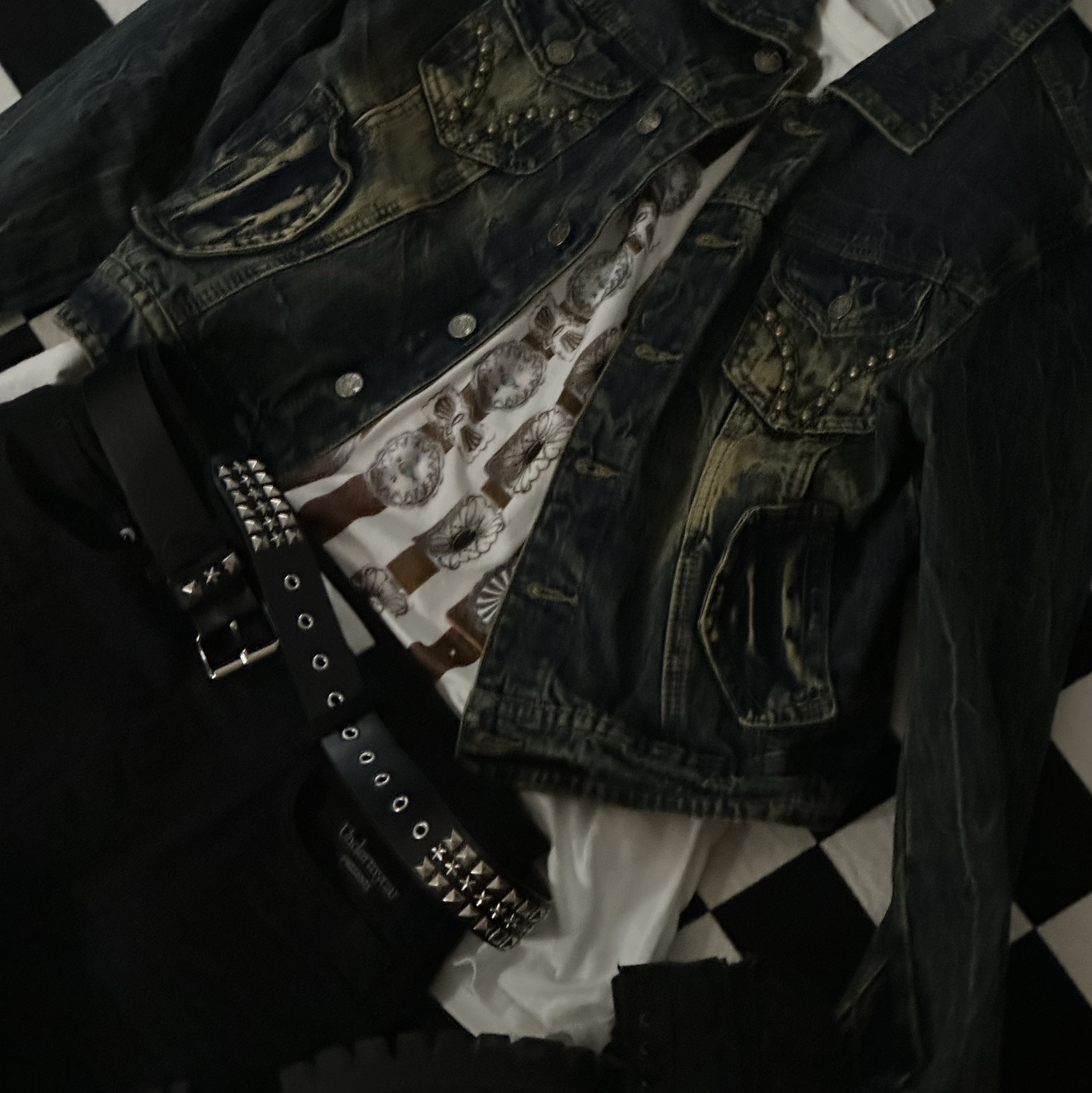 Kapital Tenjiku Sleeveless T-Shirt White, Undermycar Mu.30 Anti Fxxking Logo Play Stretch Flare Black Jeans 착용 스타일