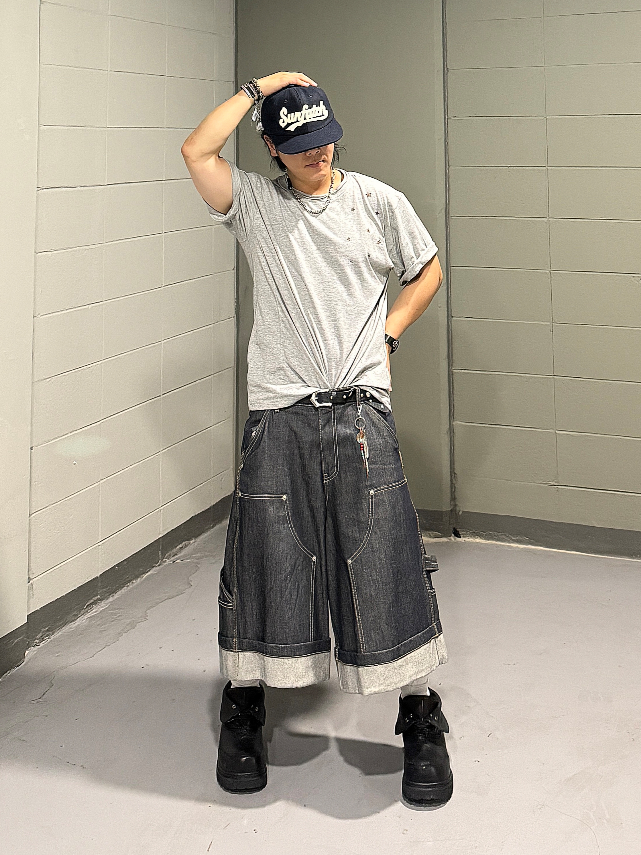 GRAILZ x KOIN SEOUL Carpenter Bermuda Denim Pants Indigo, Hatchingroom Stone Ball 3way Bracelet 착용 스타일 - 1