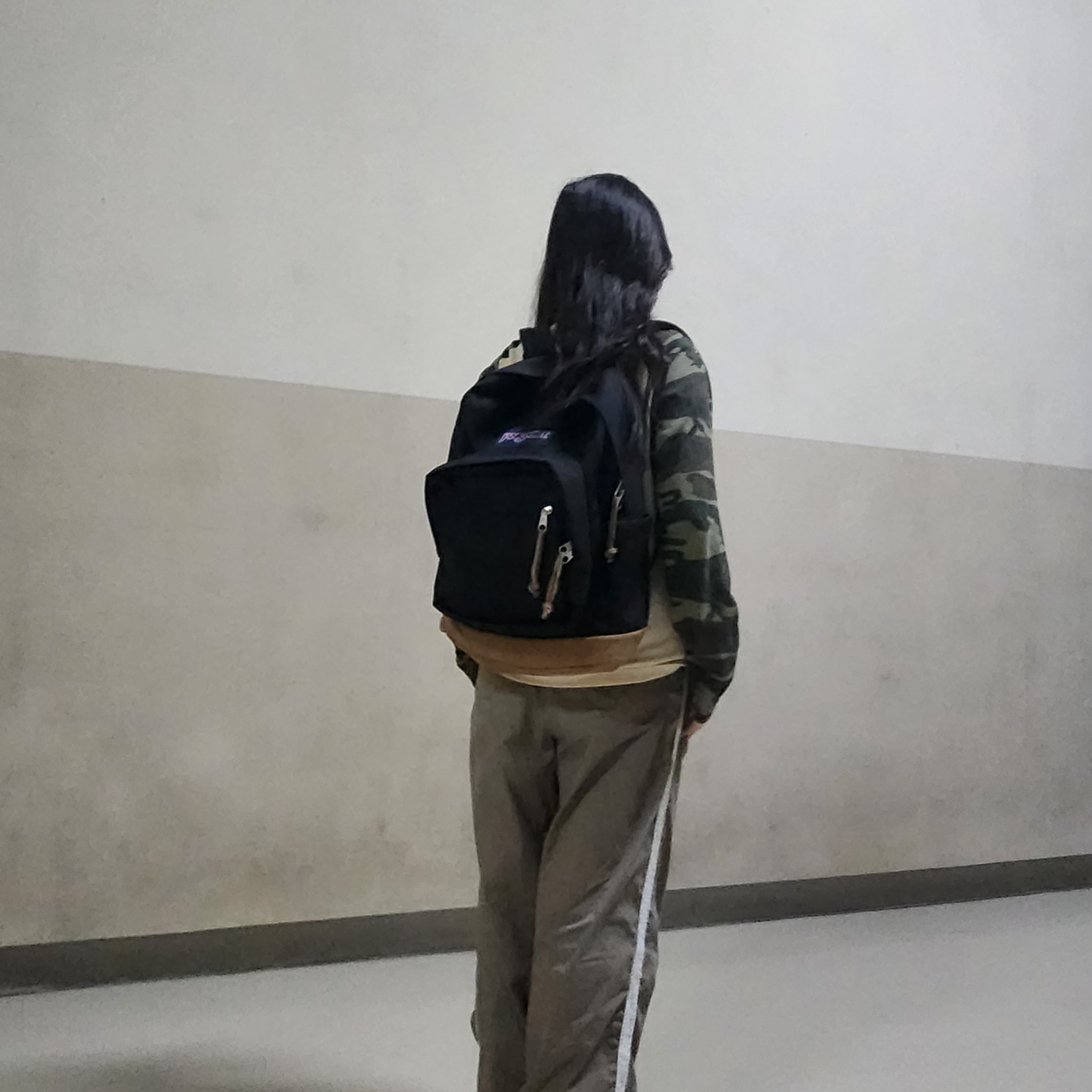 Jansport Right Pack Black 착용 스타일 - 3