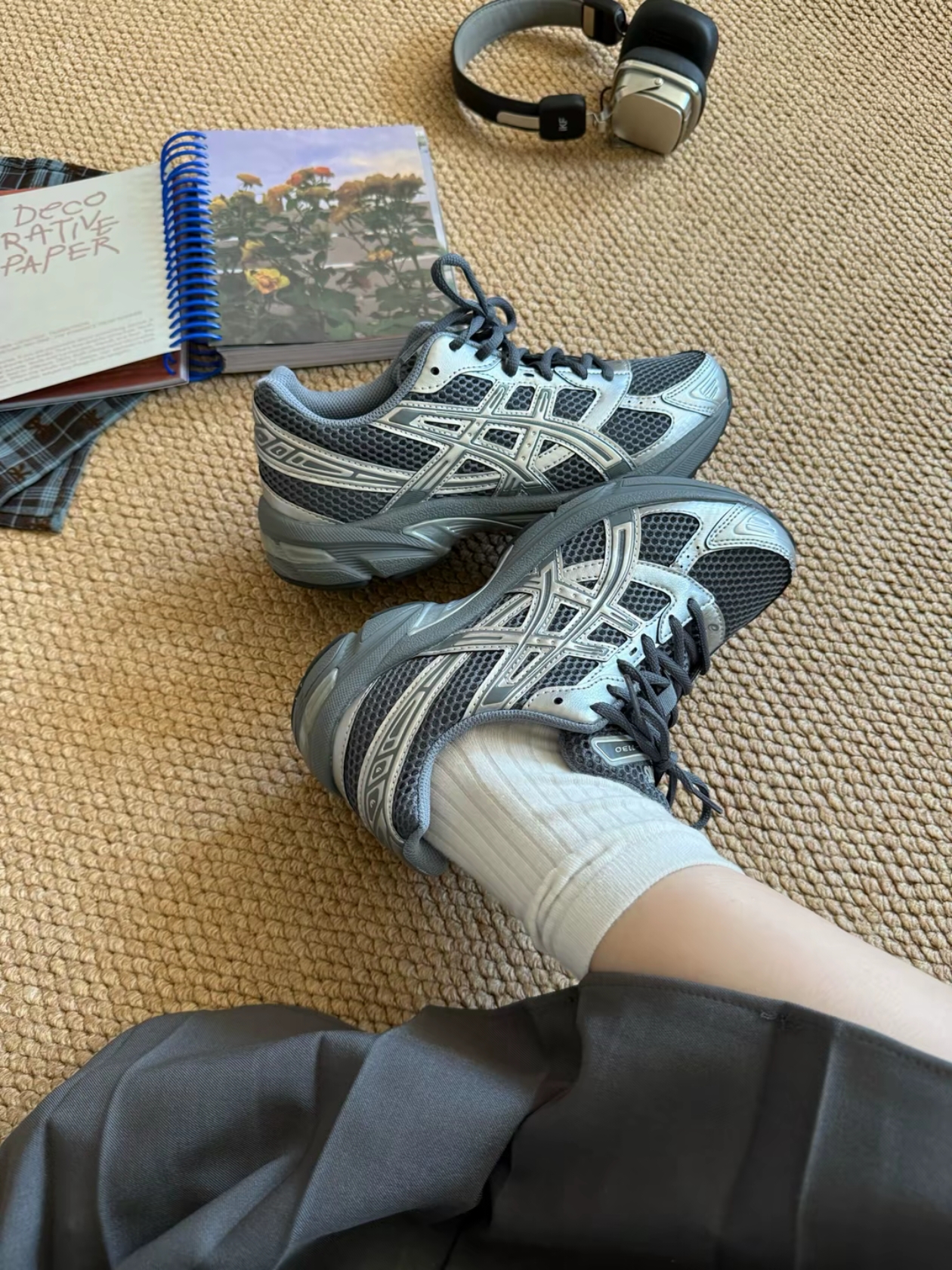 Asics Gel-1130 Steel Grey Pure Silver 착용 스타일 - 2