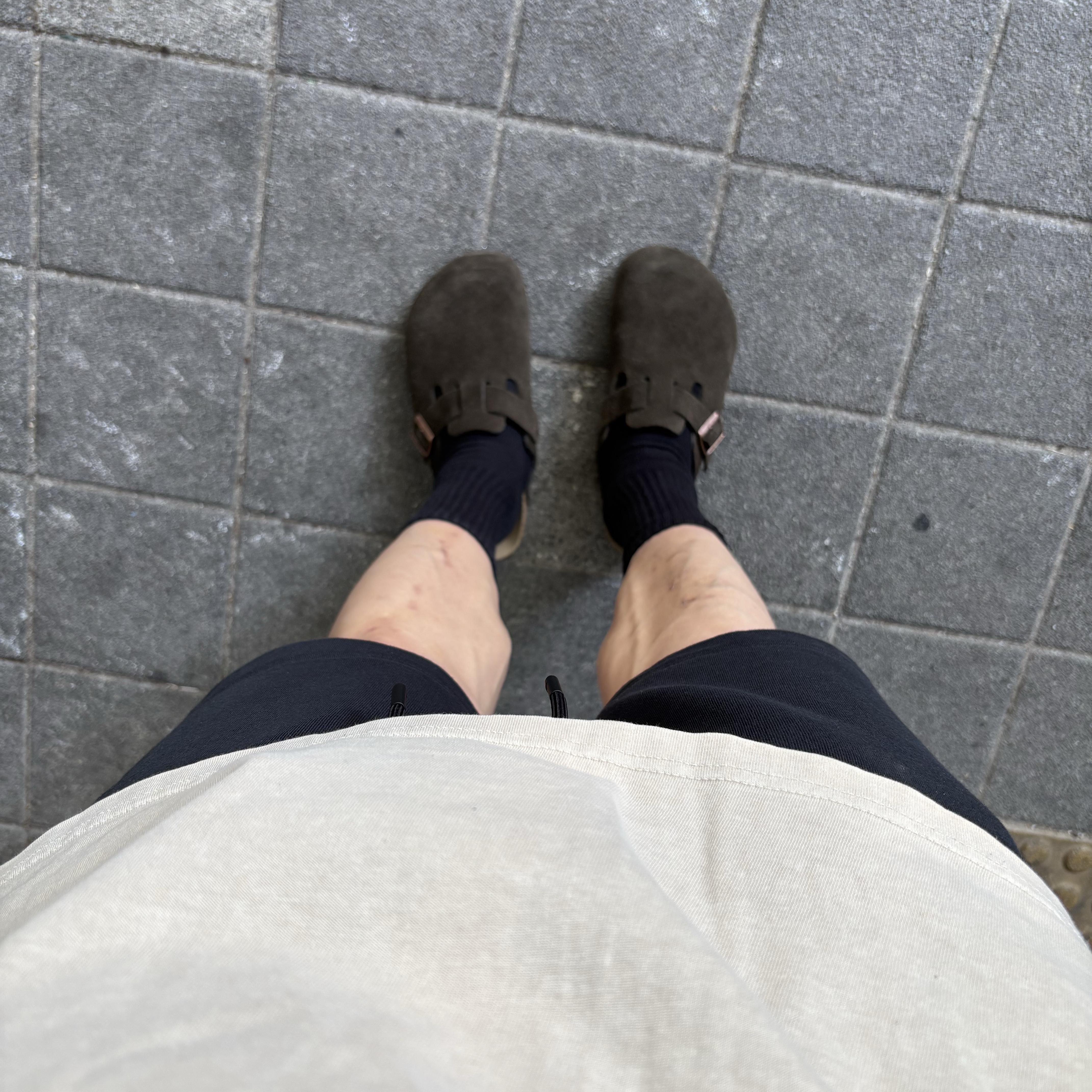 Birkenstock Boston Soft Footbed Mocha - Regular 착용 스타일