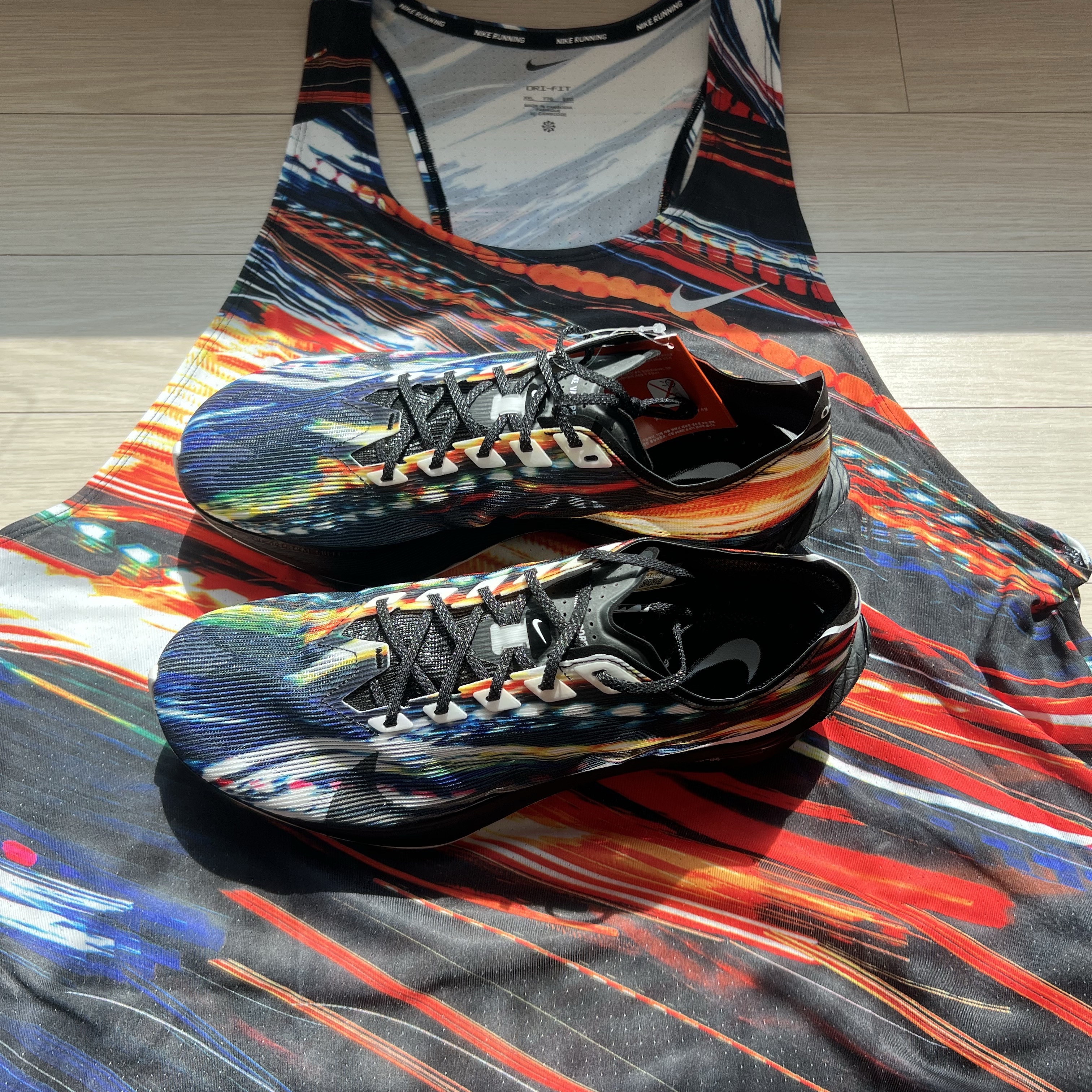 Nike ZoomX Vaporfly Next% 4 Premium Multi Color White 착용 스타일 - 3
