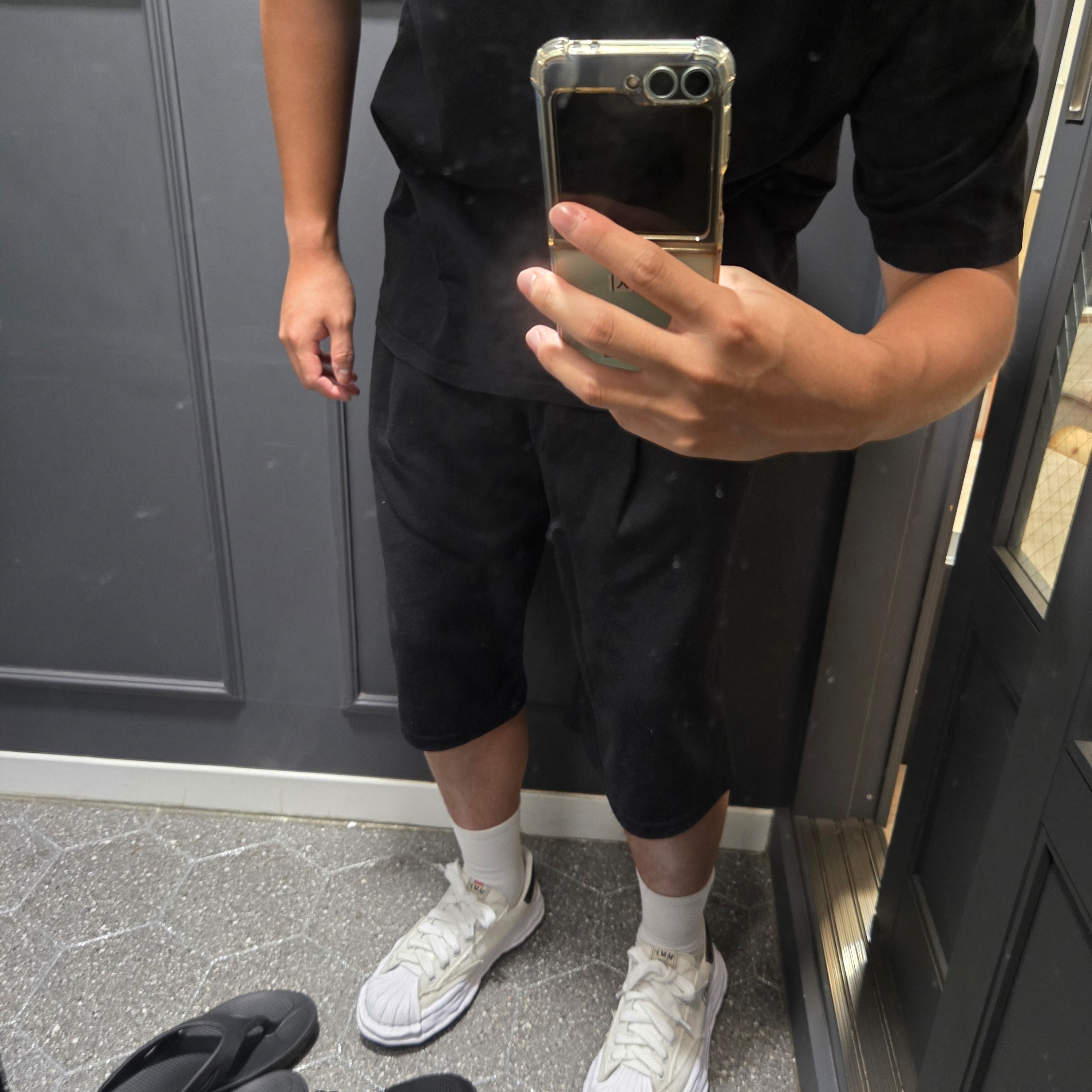 Stussy Pickup T-Shirt Black 착용 스타일