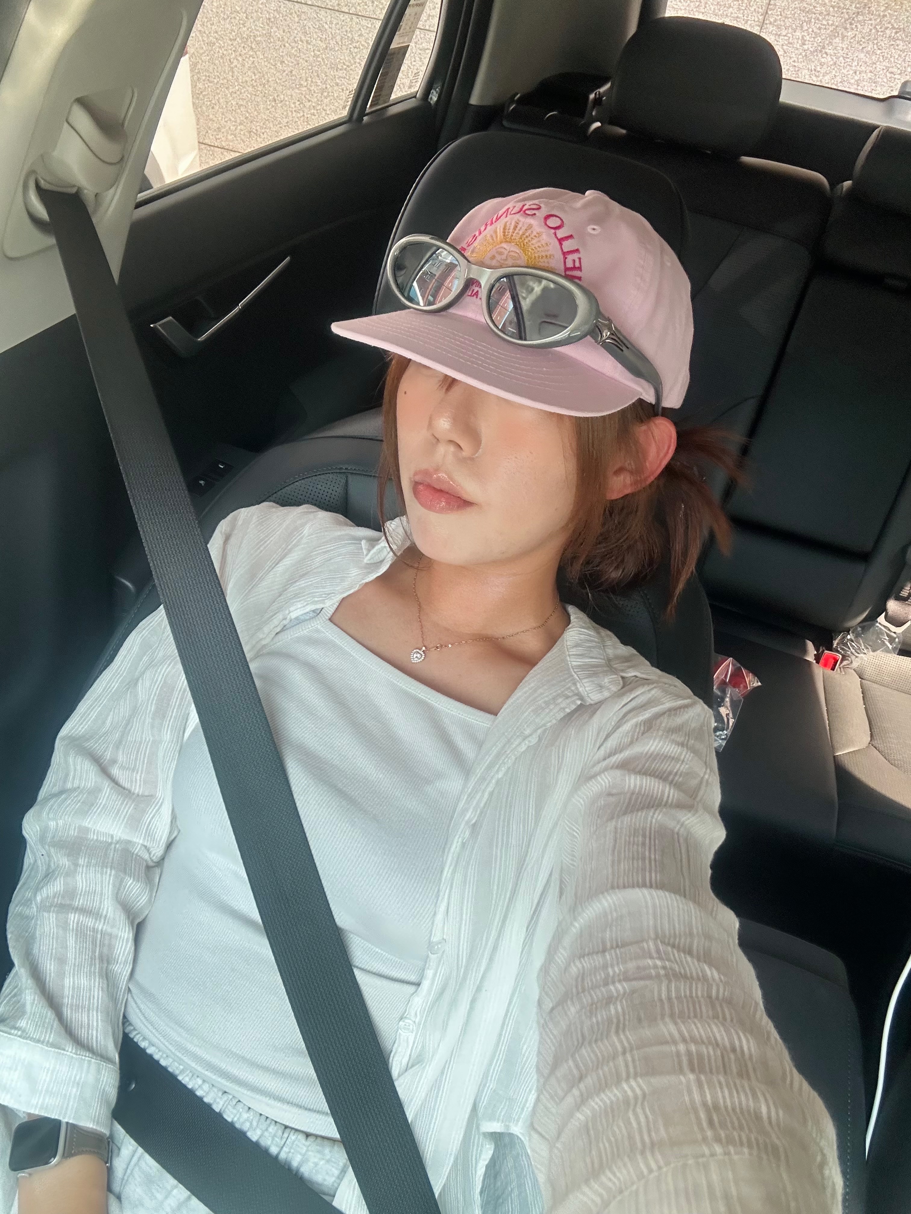 Hello Sunrise Washed Two Tone Arch Logo 6panel Cap Pink, Gentle Monster Fear X 01 Black Black 착용 스타일 - 1