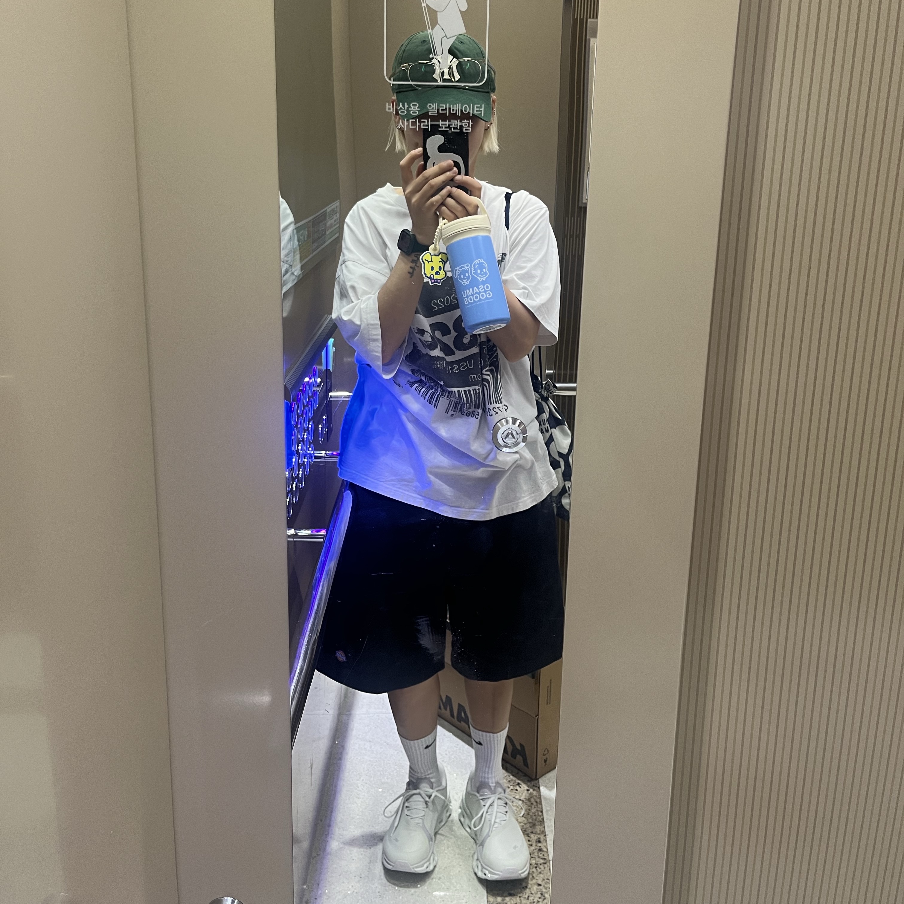 (W) On Running x Post Archive Faction (Paf) Cloudmonster 2 Vapor Frost 착용 스타일