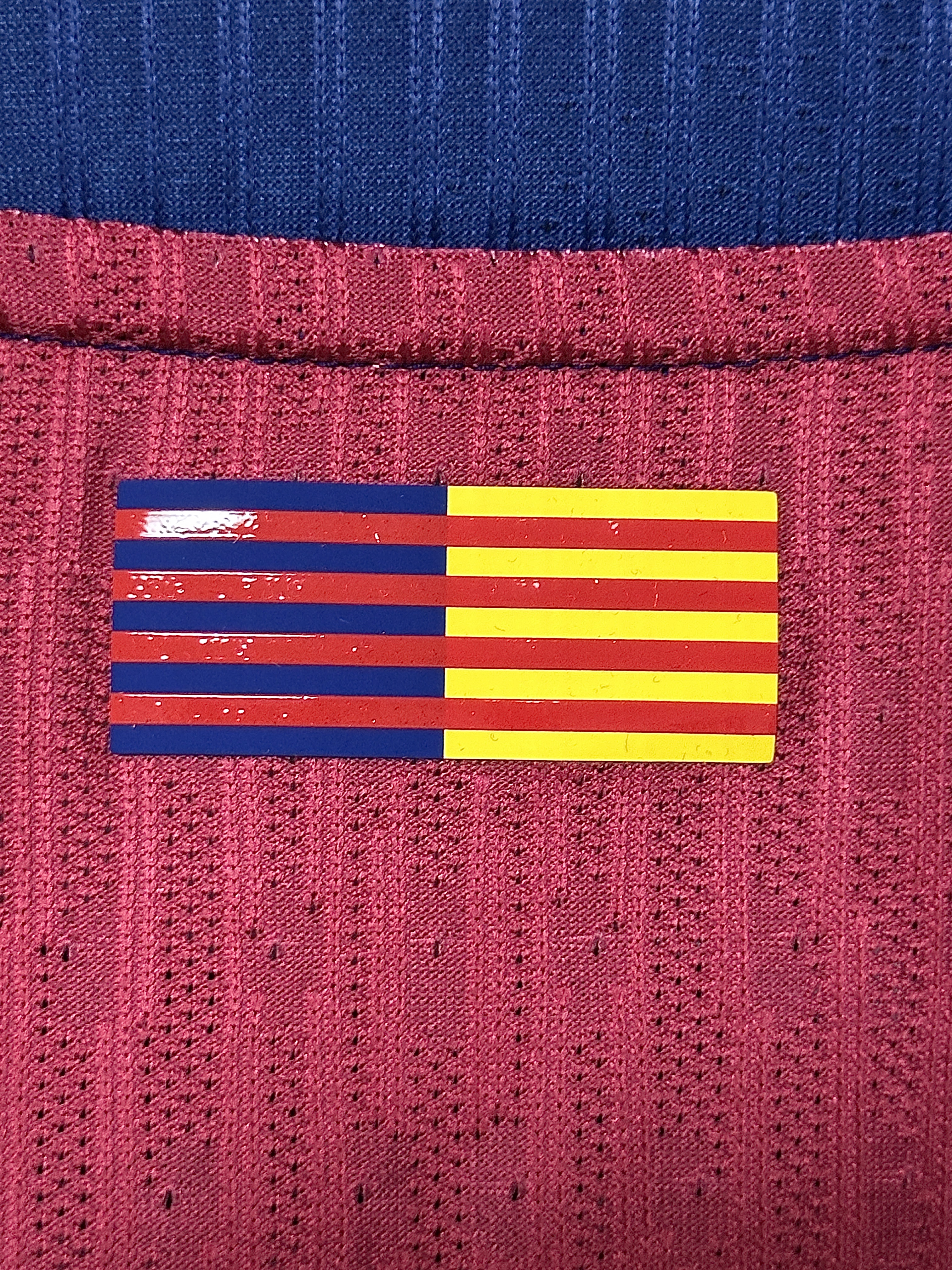 Nike FC Barcelona 2025/26 Stadium Home Dri-Fit Football Replica Jersey Deep Royal Blue Noble Red (Non Marking Ver.), Nike FC Barcelona 2025/26 Match Home Dri-Fit ADV Soccer Authentic Jersey Deep Royal Blue Noble Red (Non Marking Ver.) 착용 스타일 - 7