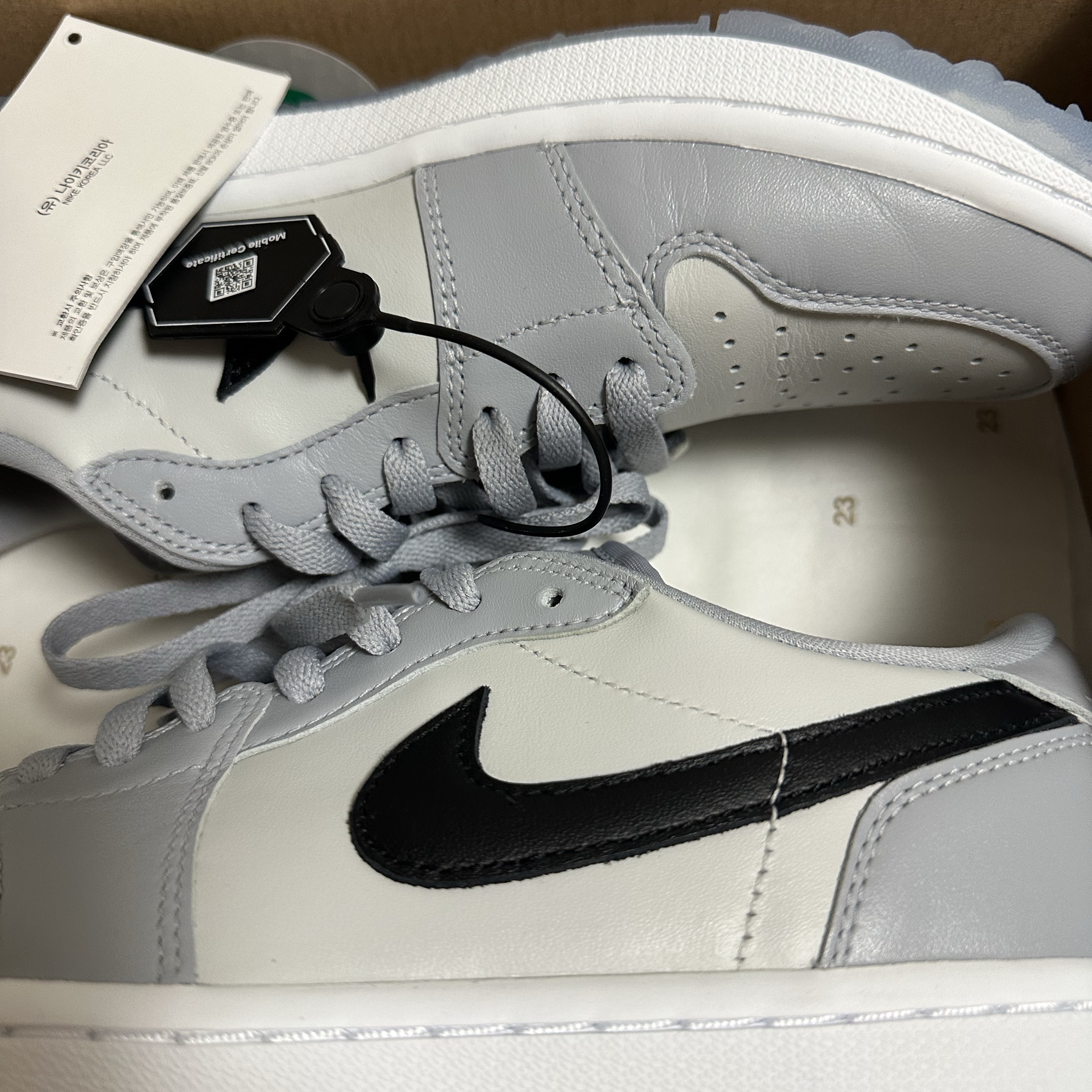 Jordan 1 Low Golf Wolf Grey 착용 스타일