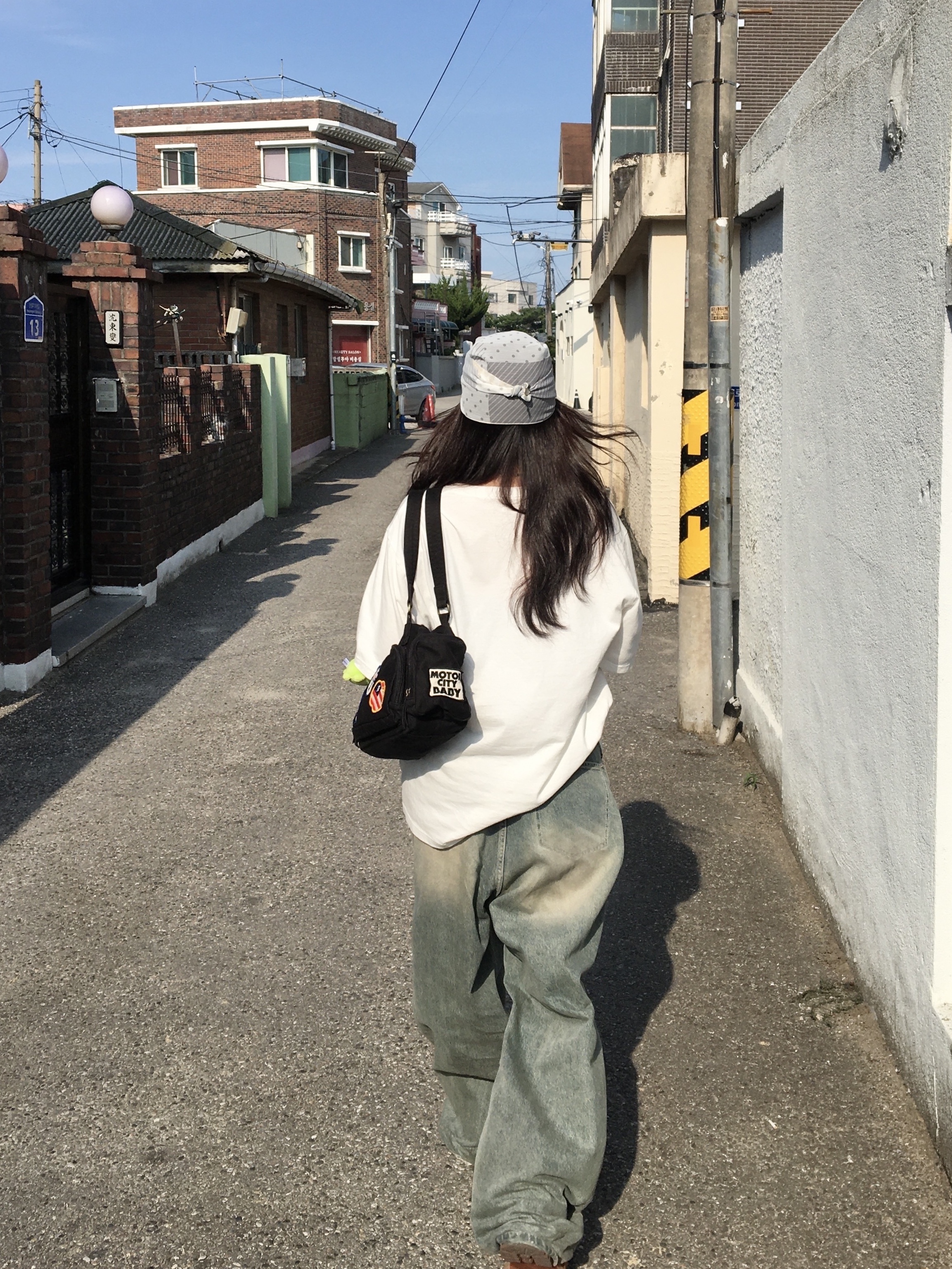 (W) Hysteric Glamour Patch Scratch Mini Boston Bag Black, Timberland Premium 6 inch Waterproof Boot Wheat Nubuck - Wide 착용 스타일 - 1