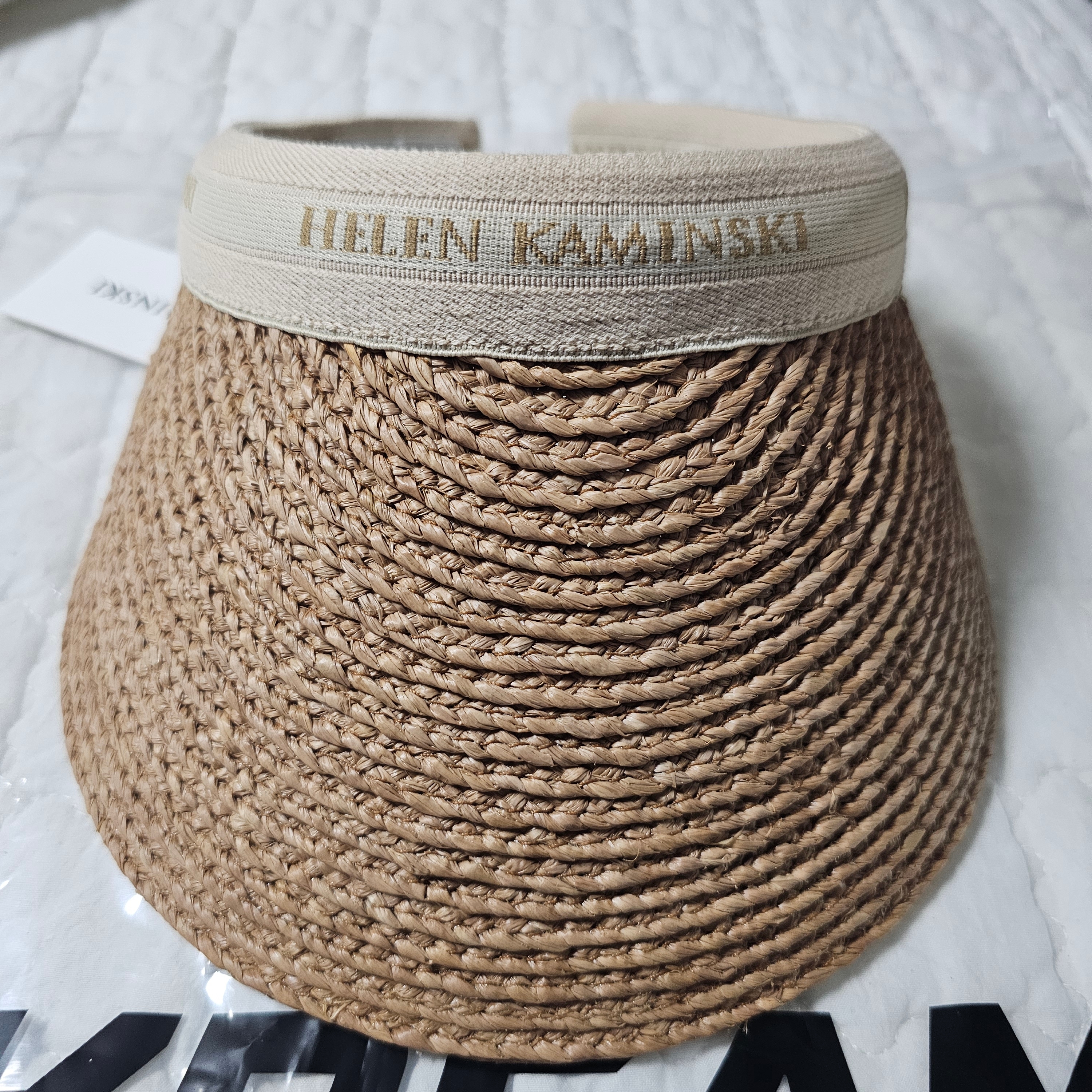 (W) Helen Kaminski Bianca Nougat Natural Logo 착용 스타일 - 4