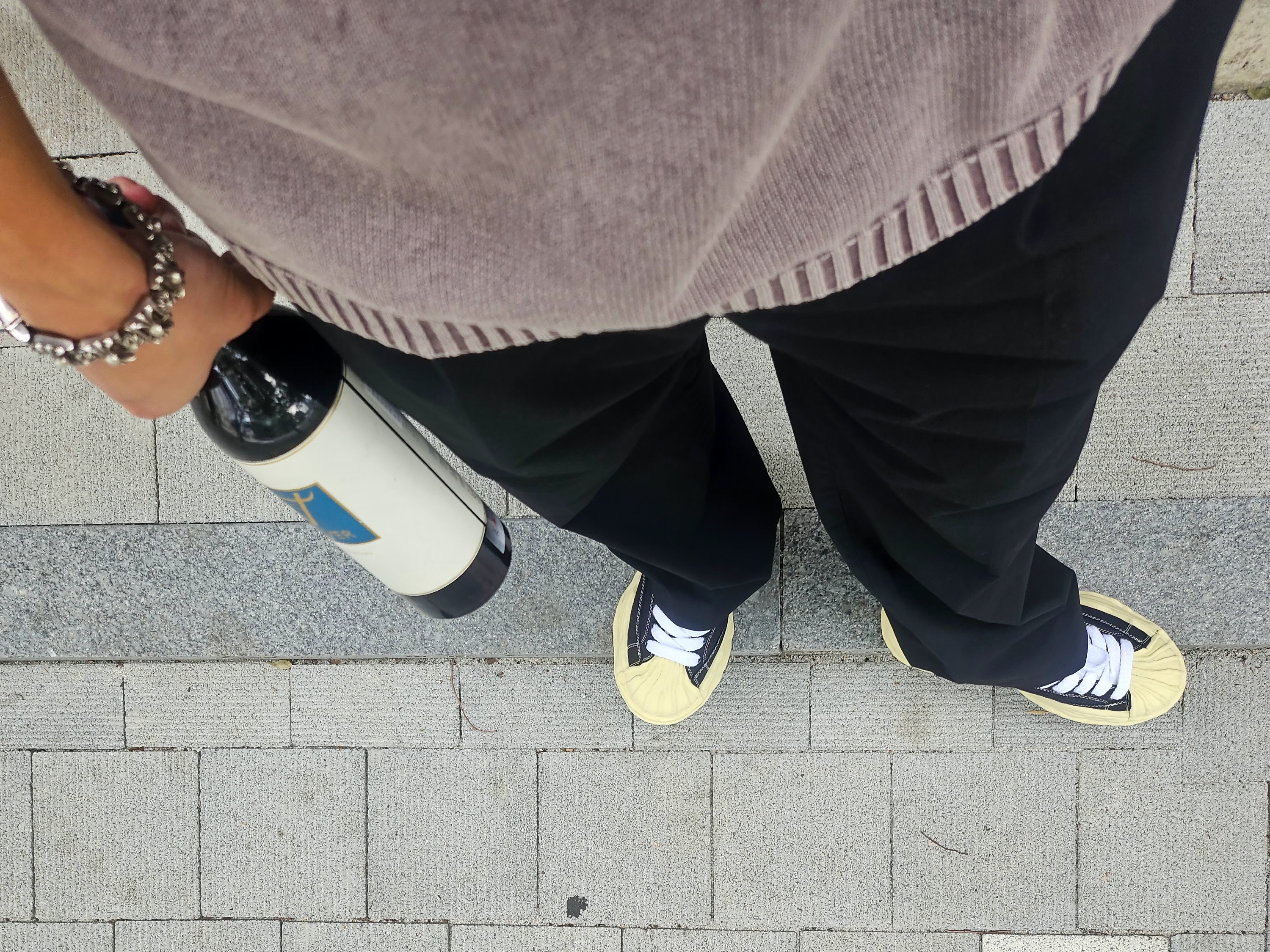 Maison Mihara Yasuhiro Blakey VL OG Sole Canvas Low-top Sneakers Black 착용 스타일